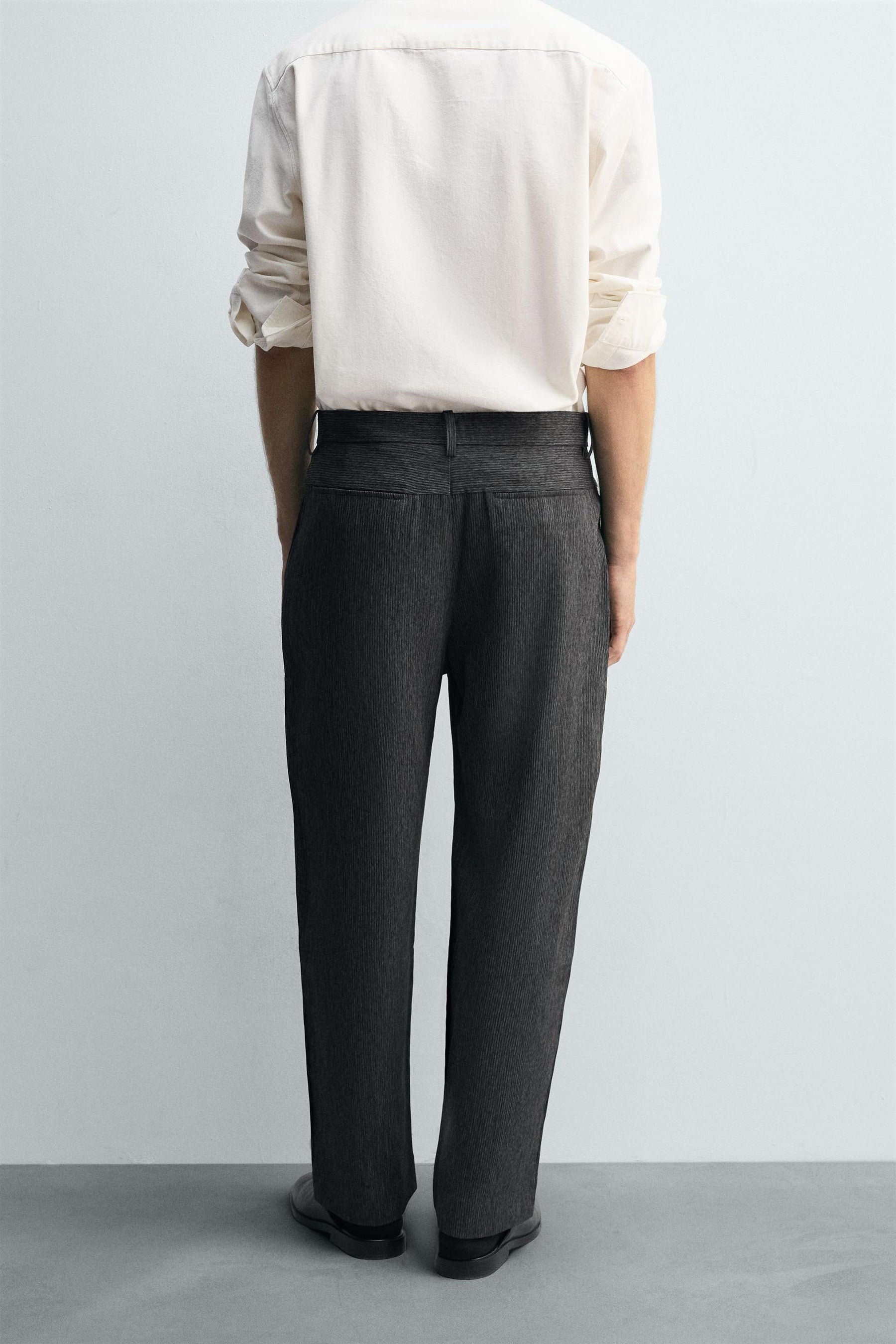 TEXTURED CARROT FIT TROUSERS - Image 3