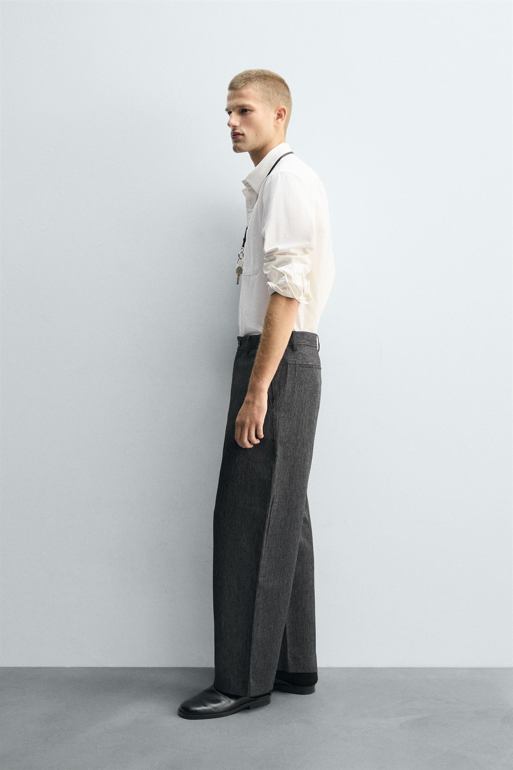 TEXTURED CARROT FIT TROUSERS - Image 4
