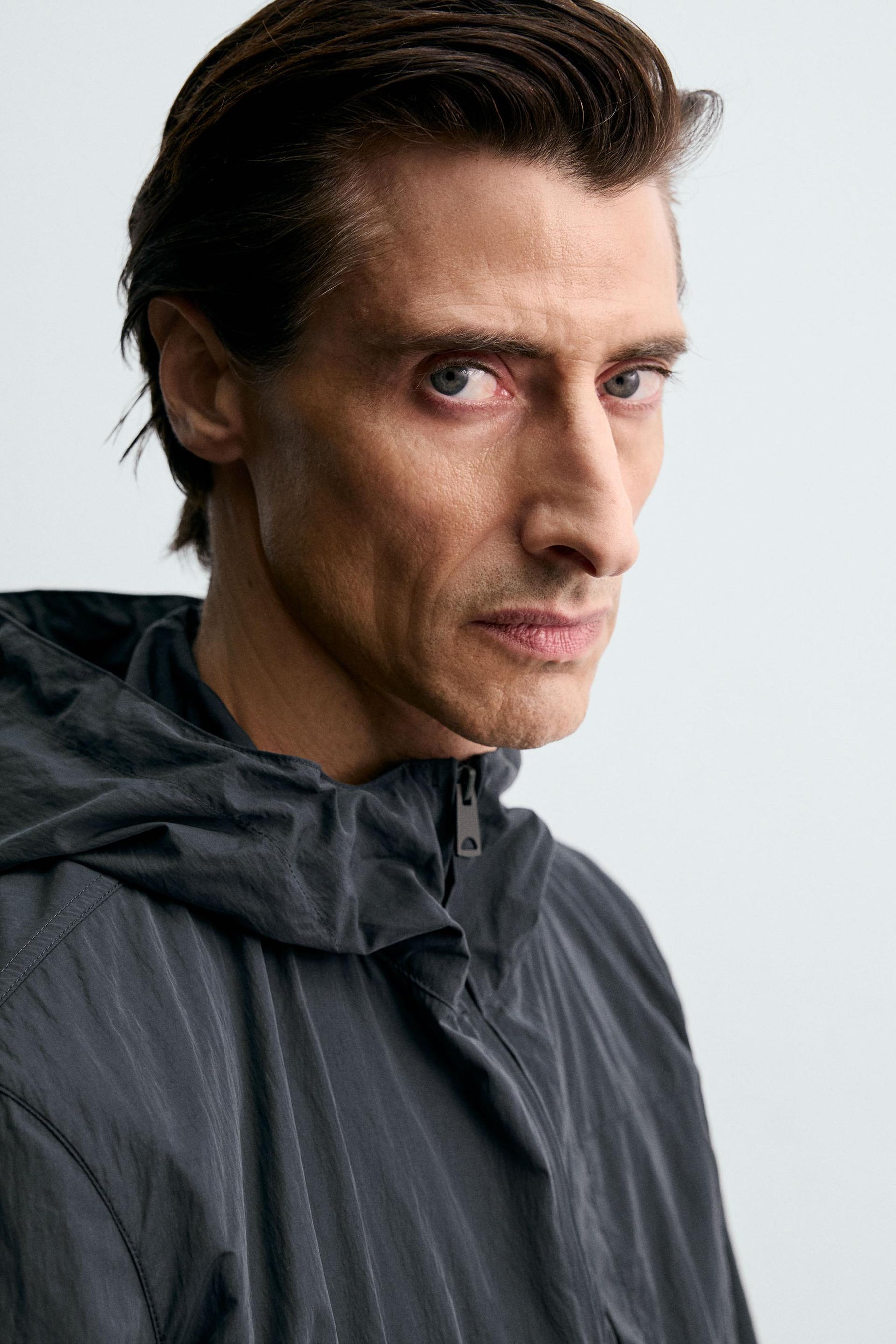 LIGHTWEIGHT WATER-REPELLENT TECHNICAL JACKET - Image 6