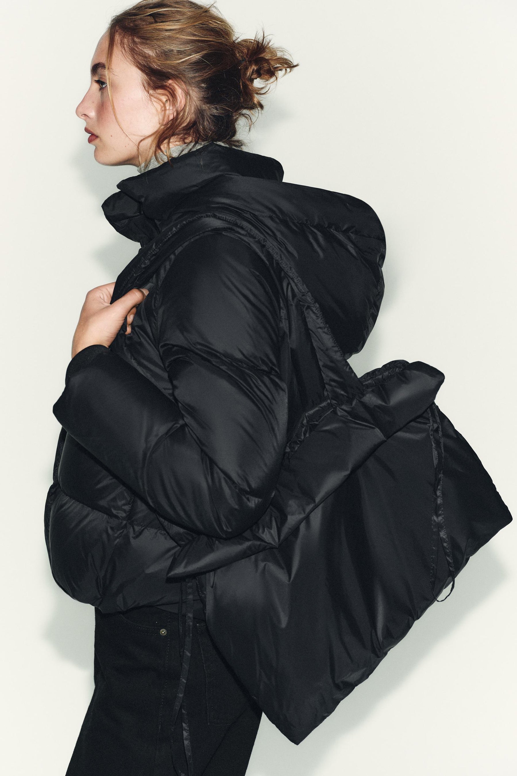 Water-repellent puffer jacket