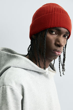 BASIC KNIT BEANIE - Image 2