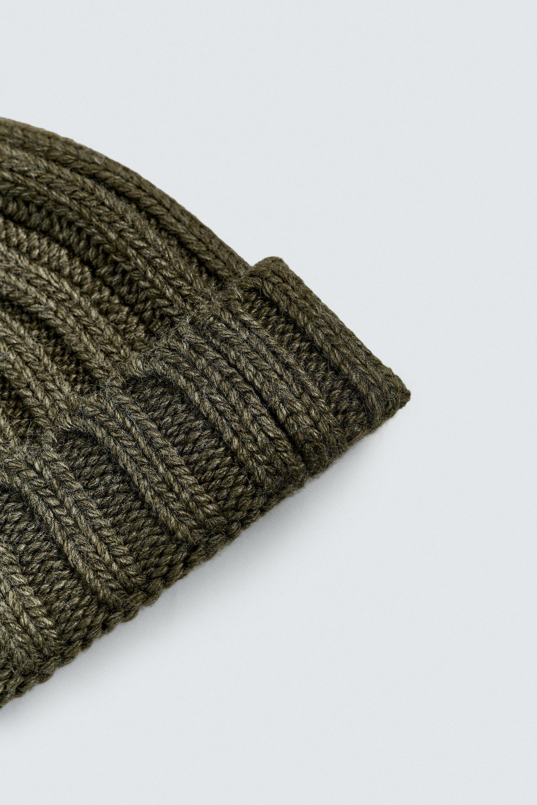 RIBBED KNIT BEANIE - Image 4