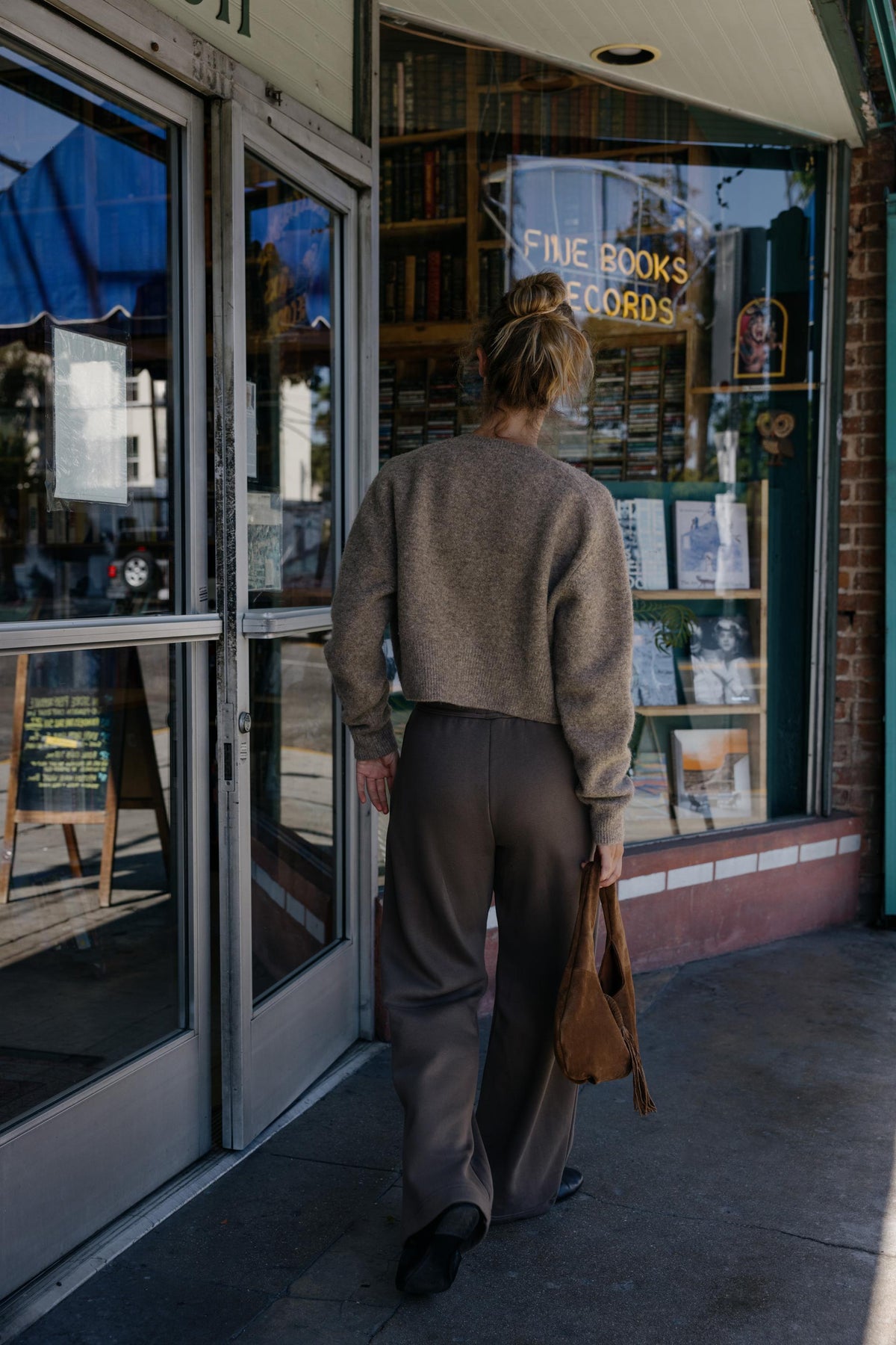 PLUSH WIDE-LEG TROUSERS
