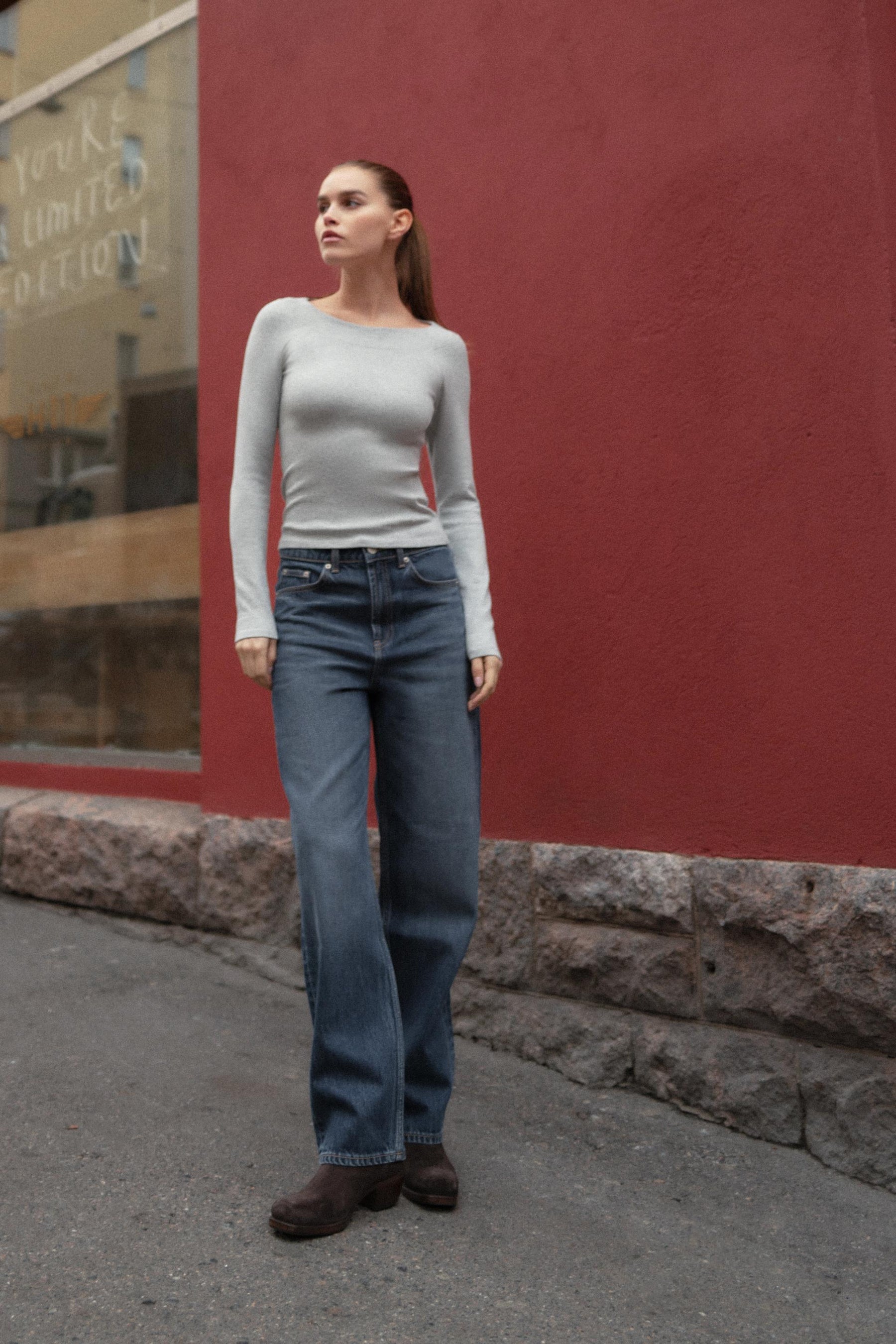 Ribbed Boat Neck Shirt