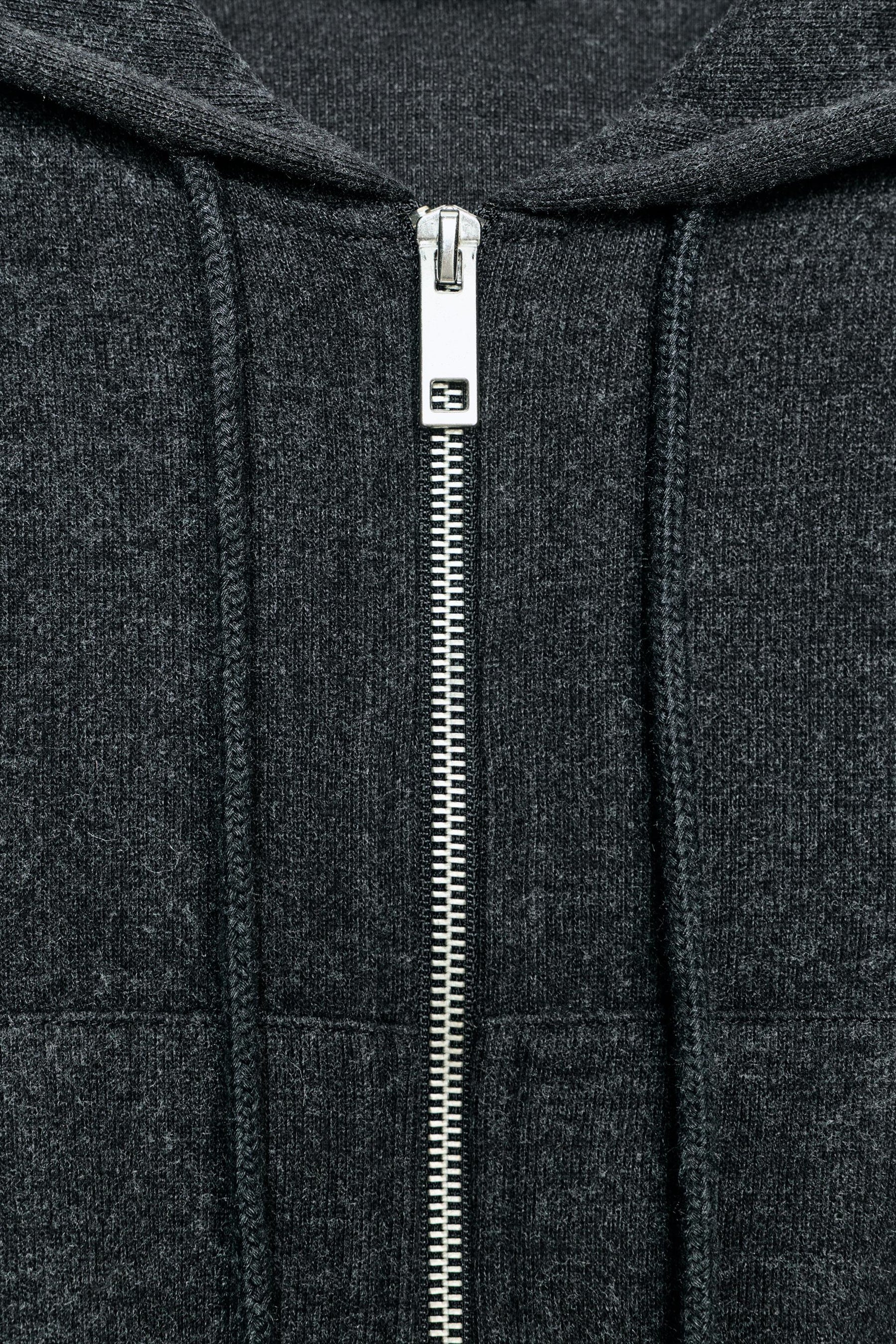 Cropped Hoodie