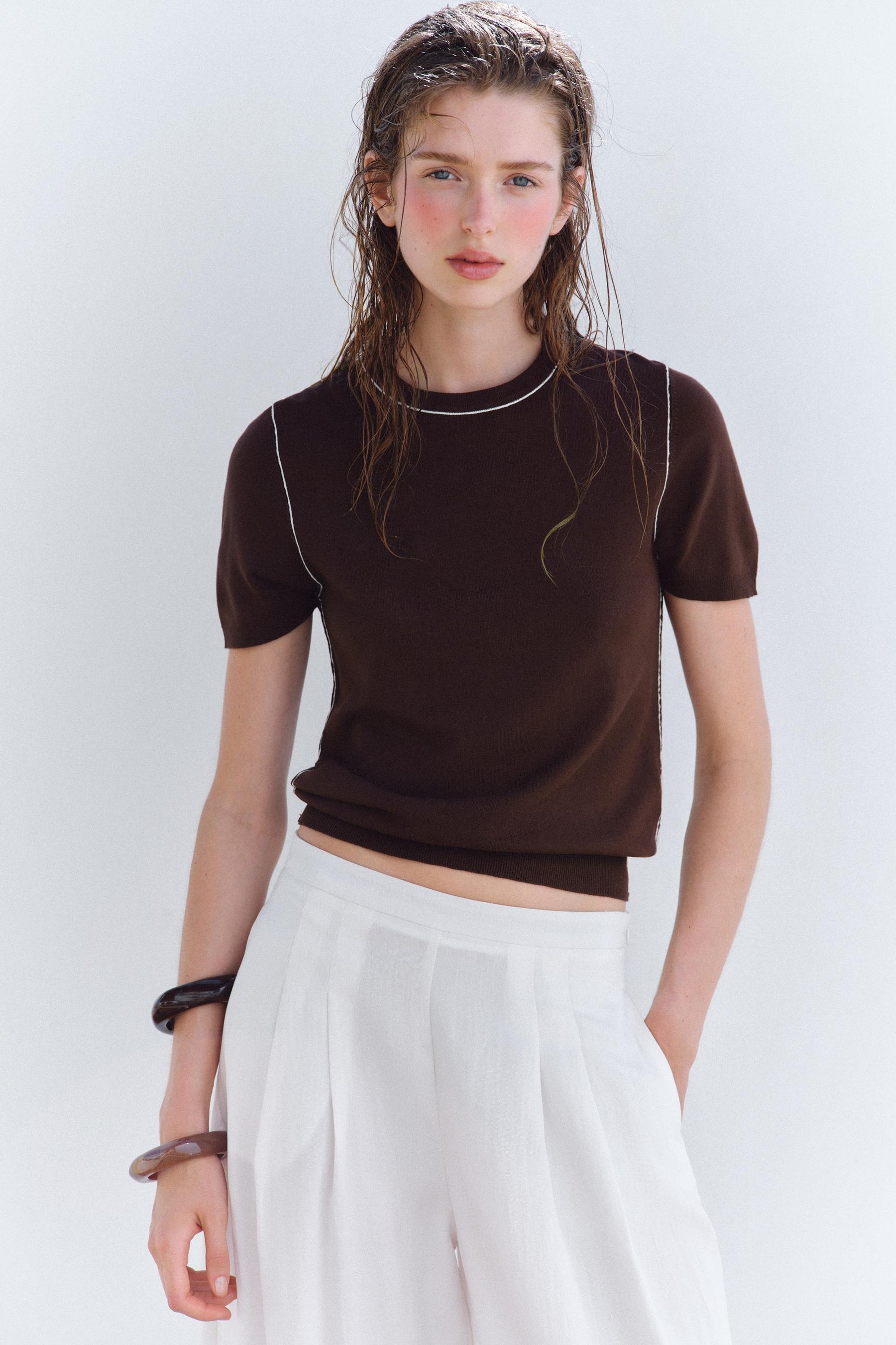 SHORT SLEEVE KNIT TOP WITH PIPING - Image 2