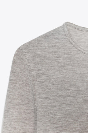 Three-quarter sleeve shirt