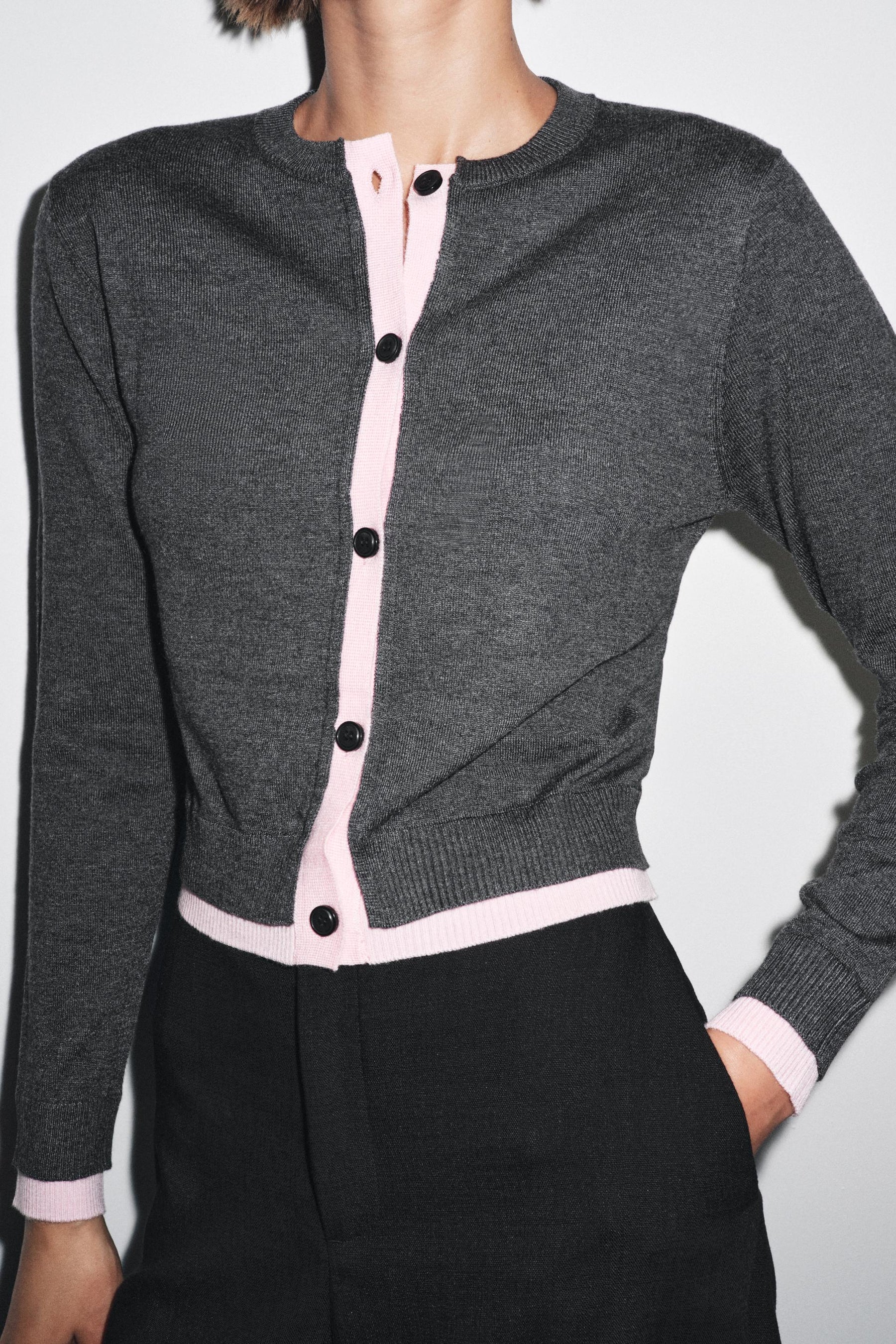 CONTRAST KNIT CARDIGAN - Image 2