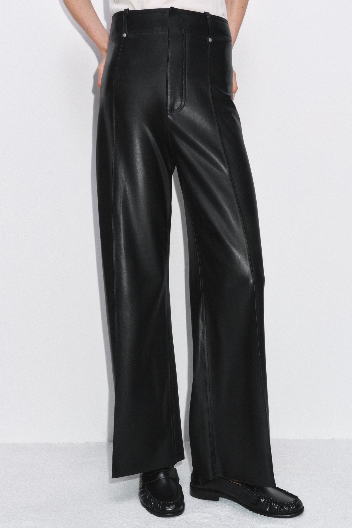 LEATHER-EFFECT WIDE-LEG TROUSERS