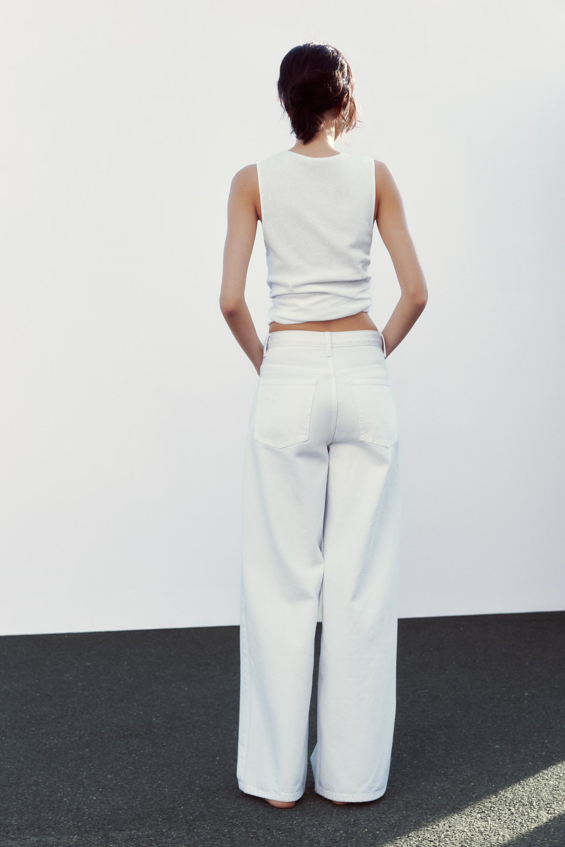 Wide-leg crossover jeans