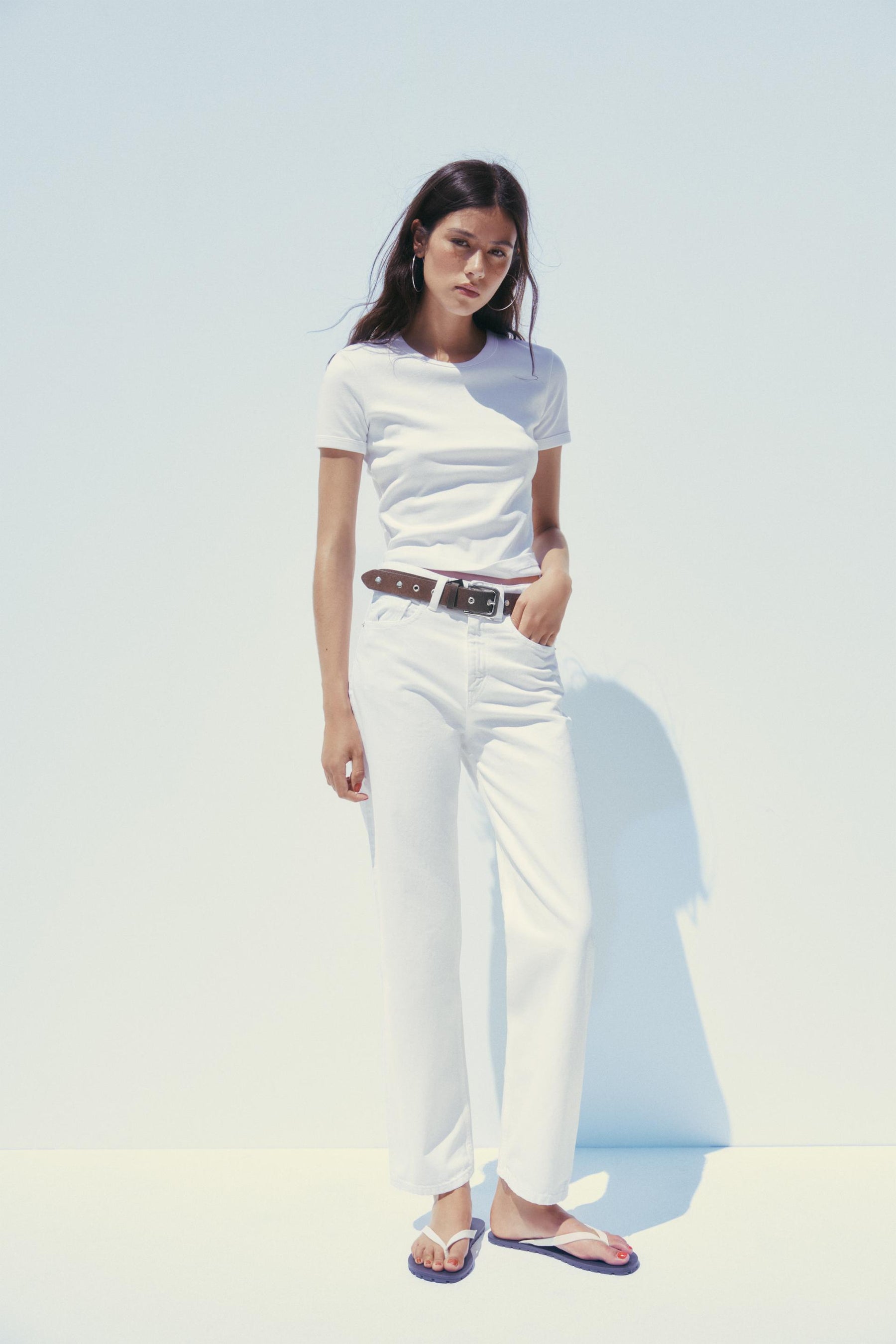 High-waist mom-fit jeans