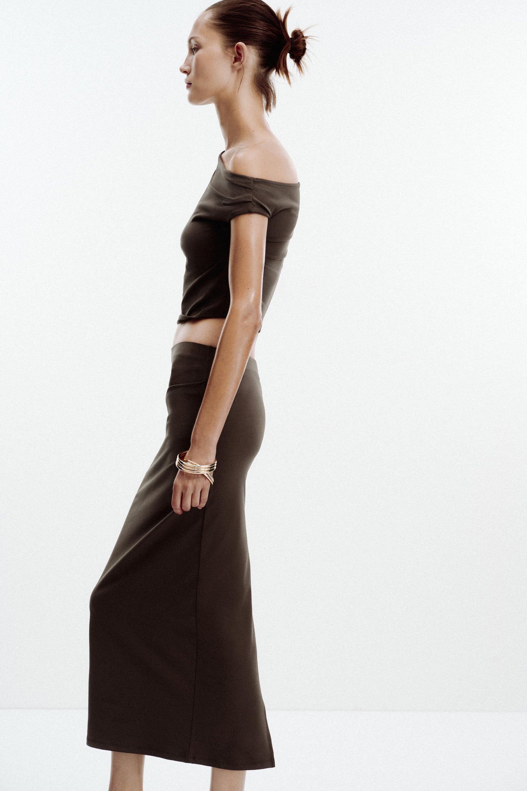 Textured Asymmetric Top