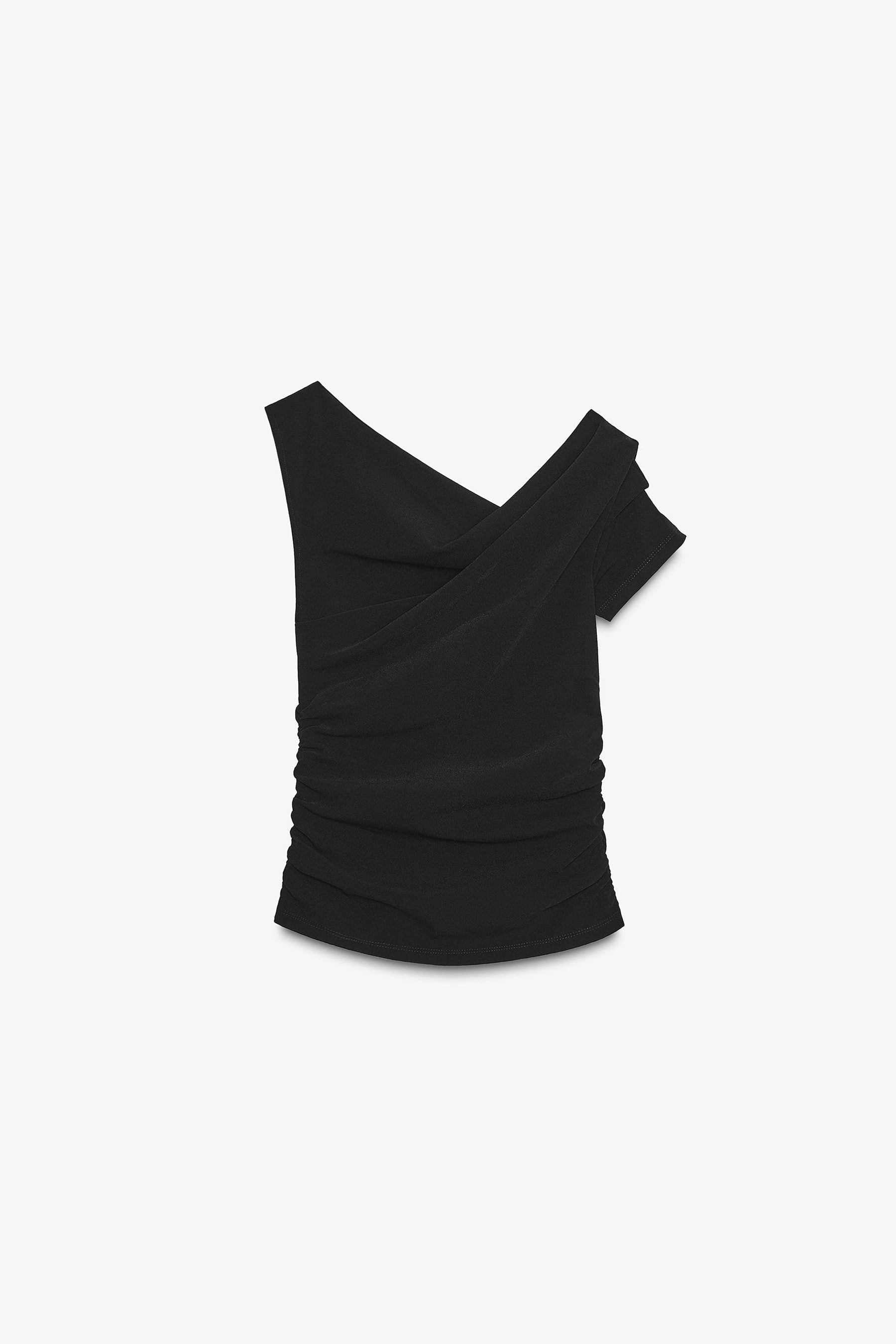 Asymmetric Gathered Top