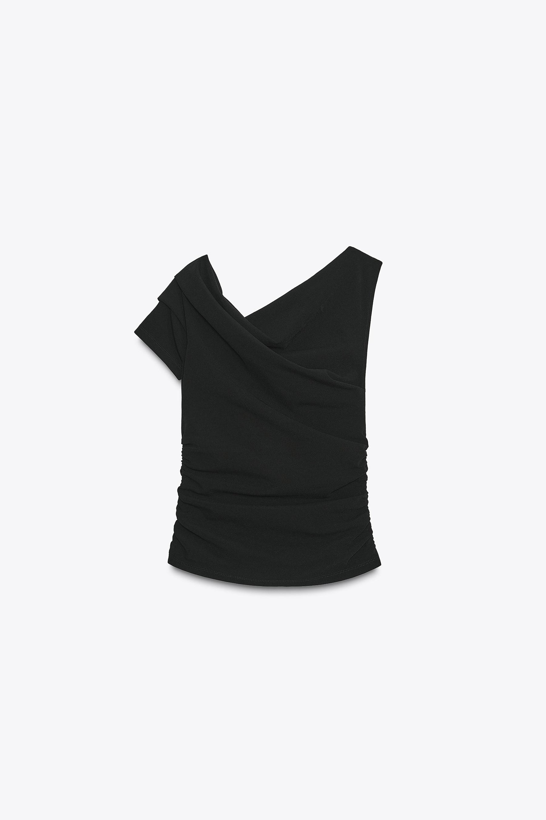 Asymmetric Gathered Top