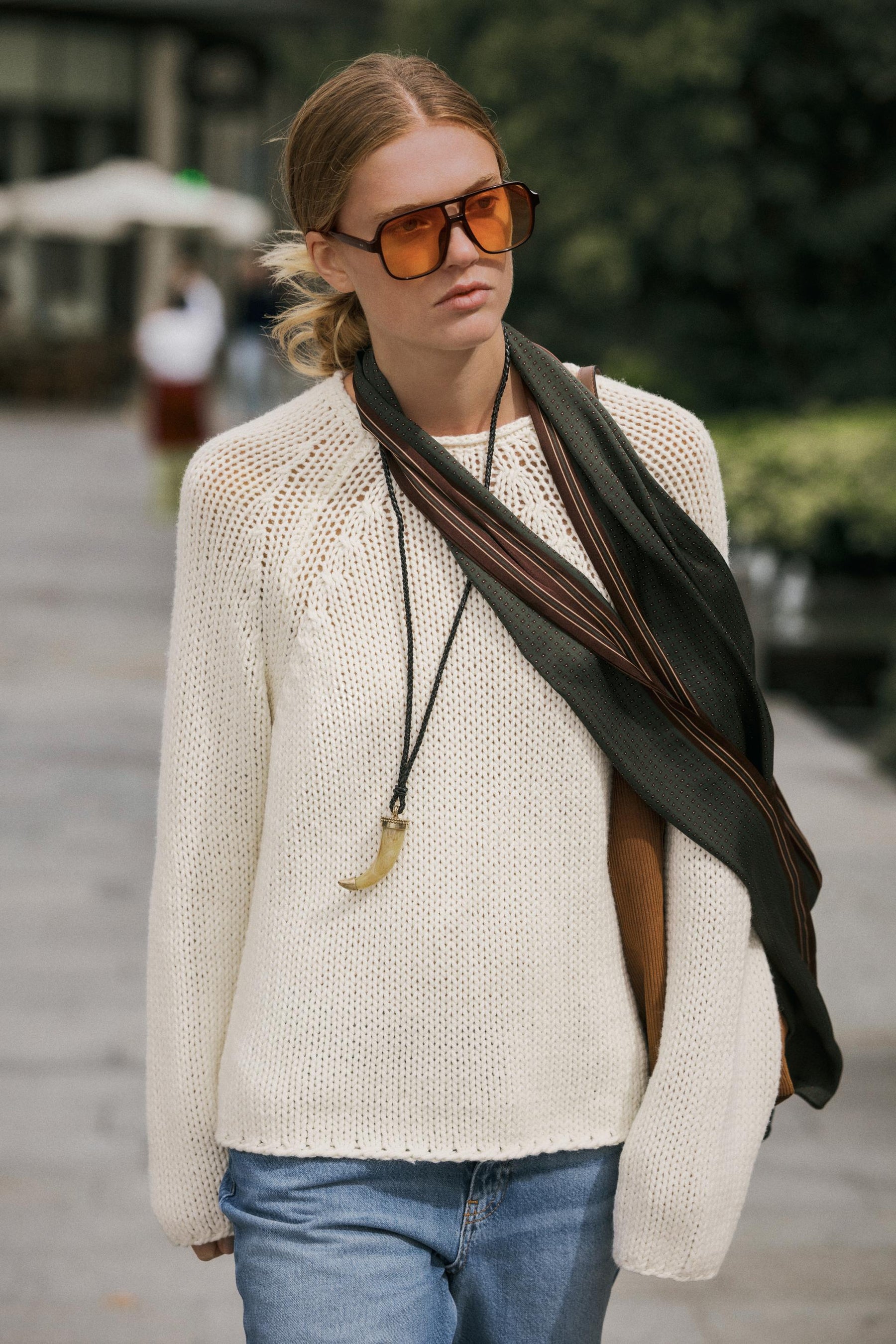 CHUNKY KNIT JUMPER - Image 2