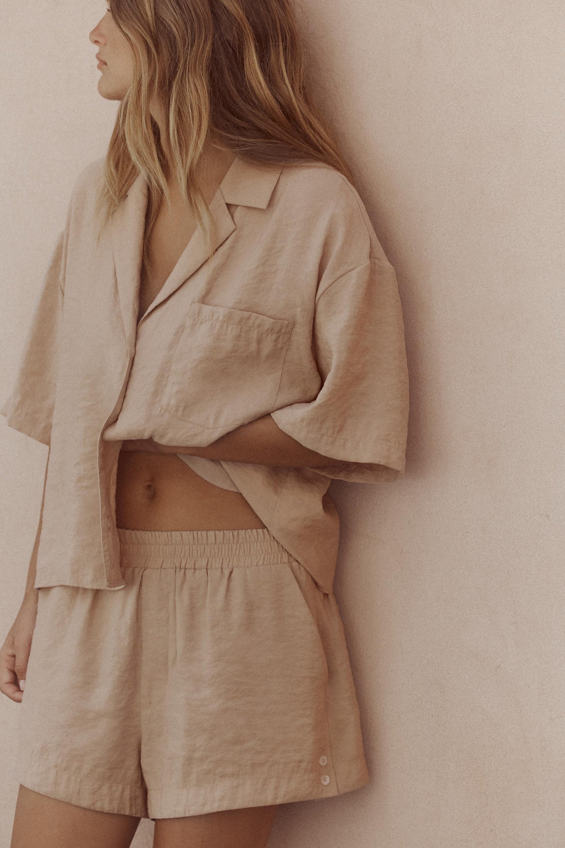 Flowing Short Sleeve Shirt