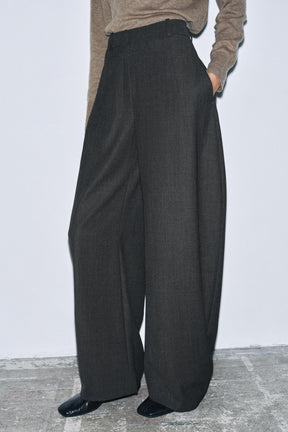 Wool Balloon Trousers