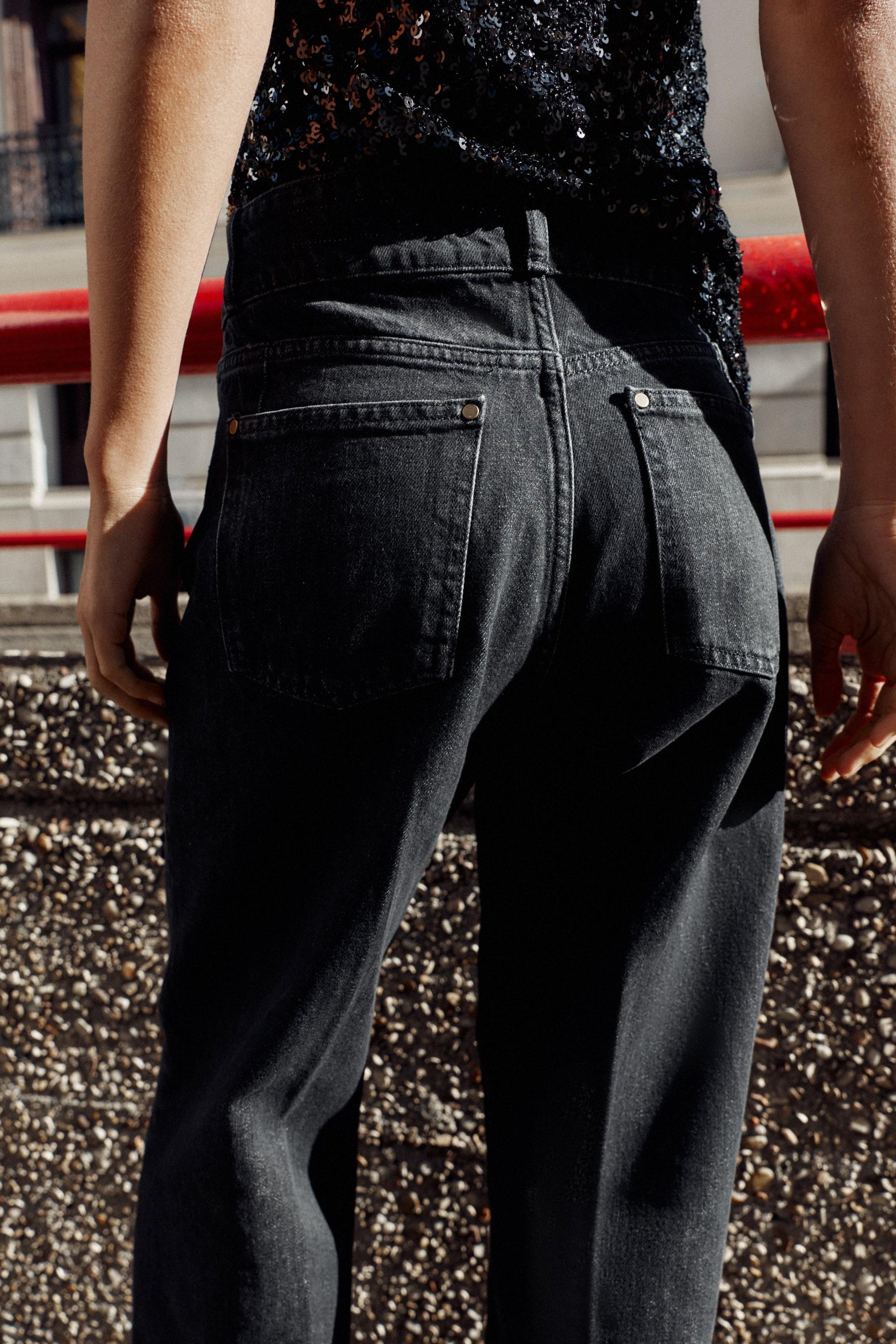 Wide-Leg High-Waist Jeans