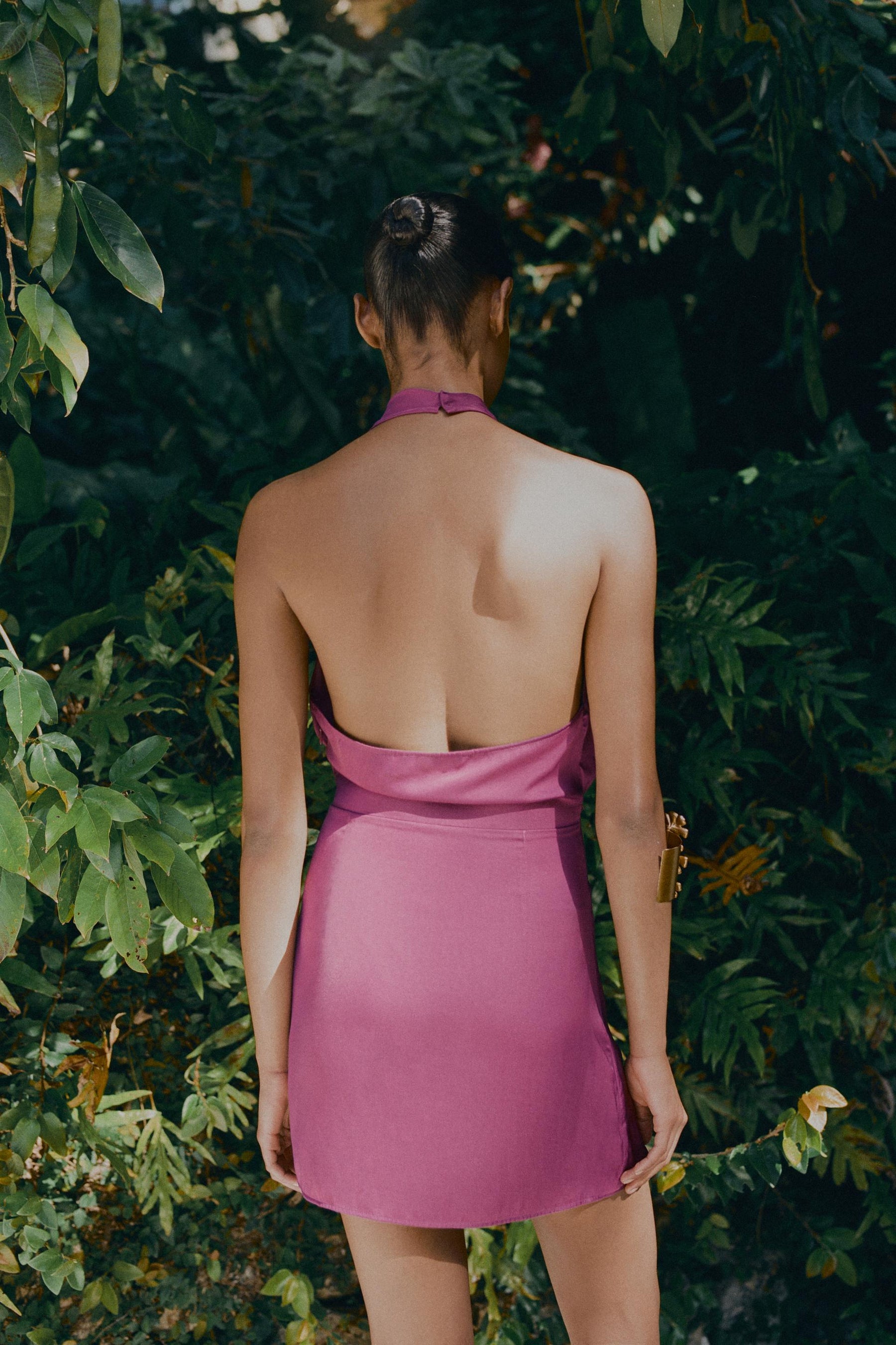 HALTER KNOT MINI DRESS - Image 4