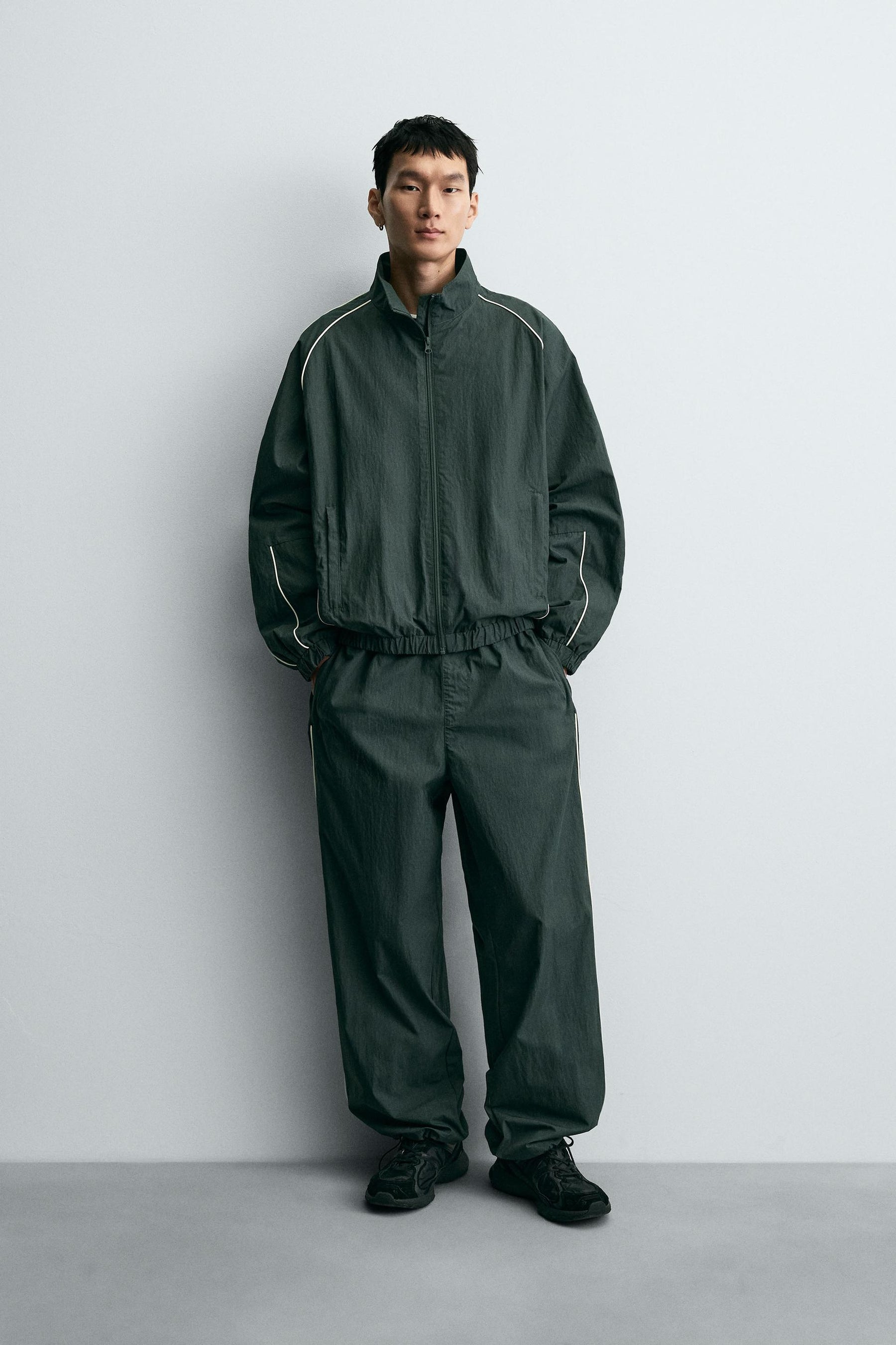 CONTRAST TECHNICAL JACKET - Image 1