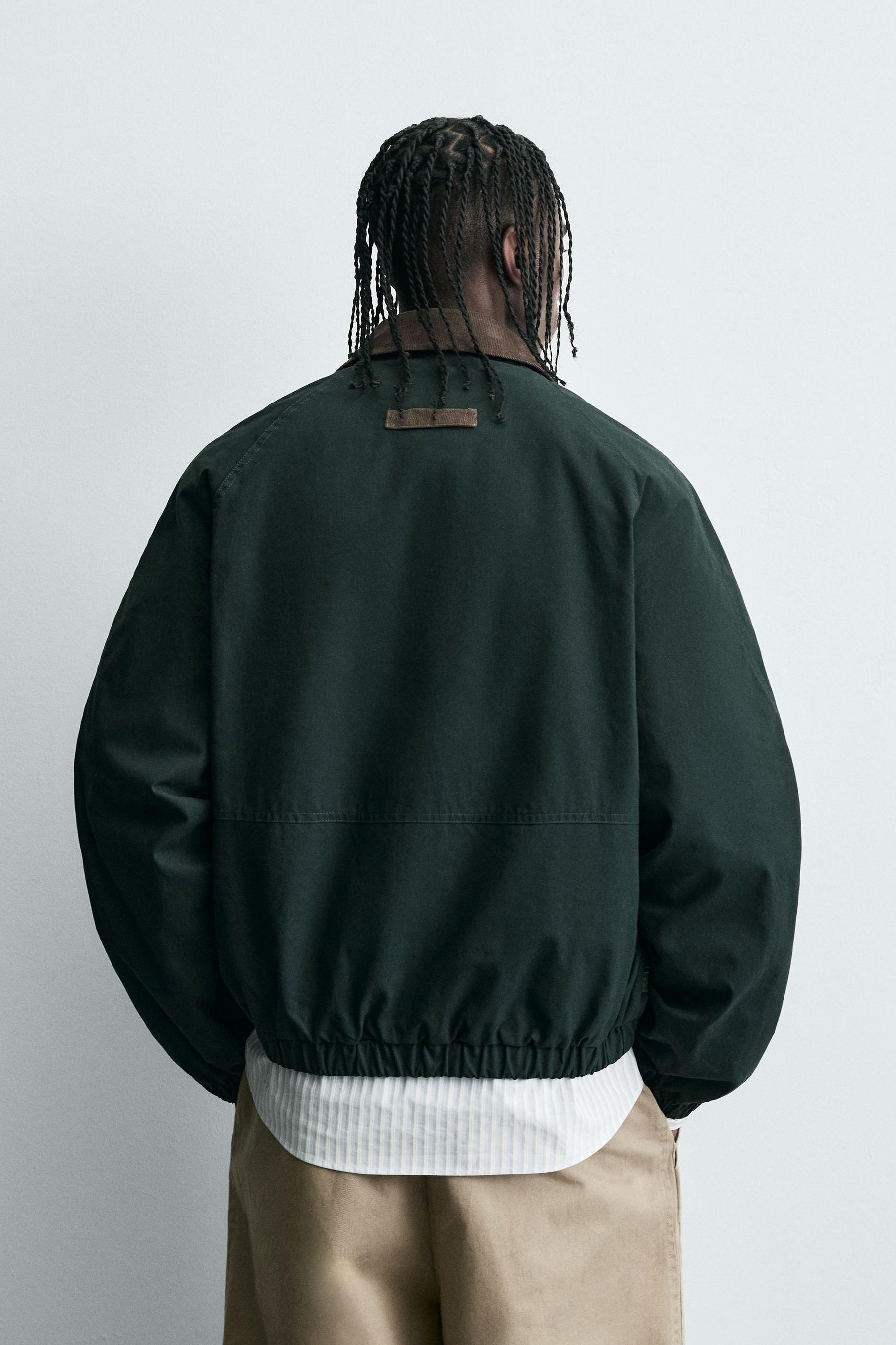 EMBROIDERED CONTRAST COLLAR JACKET - Image 3