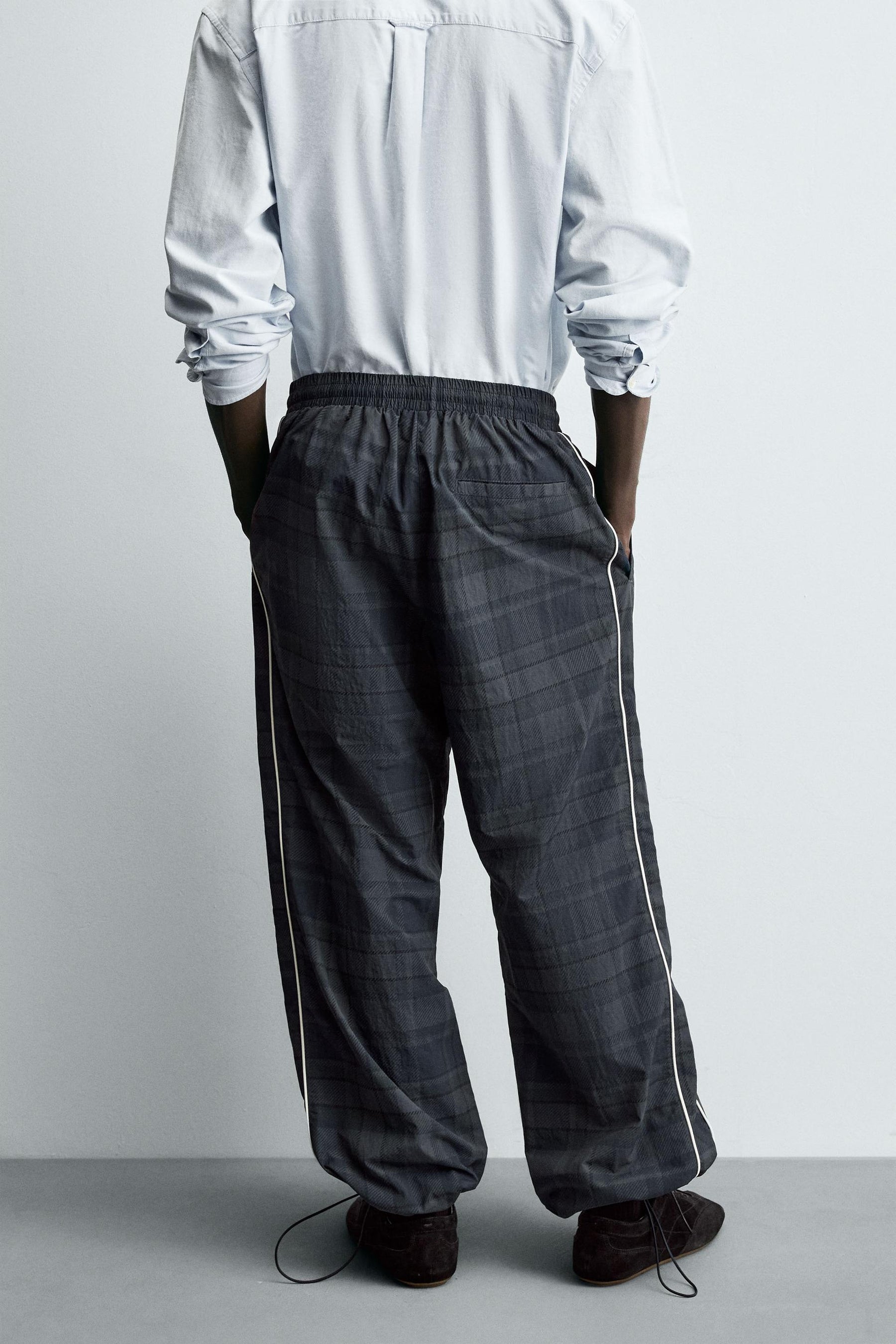 CONTRAST CHECK TECHNICAL JOGGER TROUSERS - Image 3