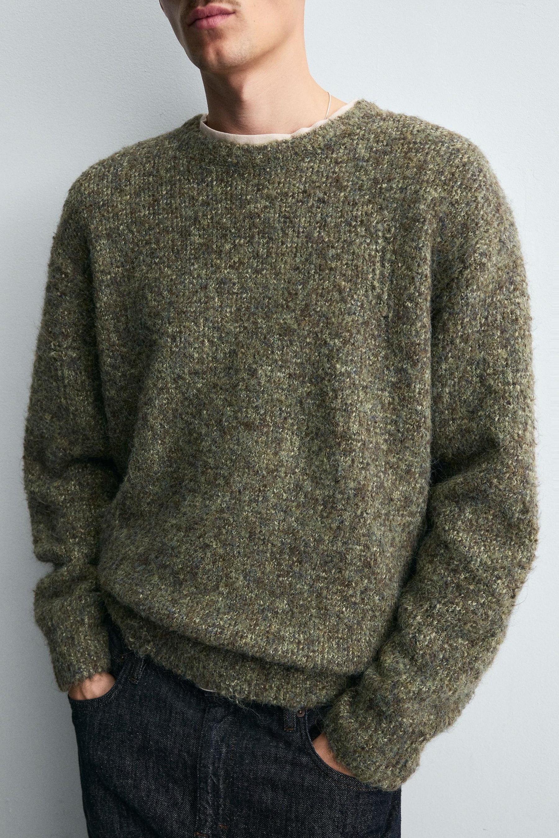 BOUCLÉ TEXTURED JUMPER - Image 5