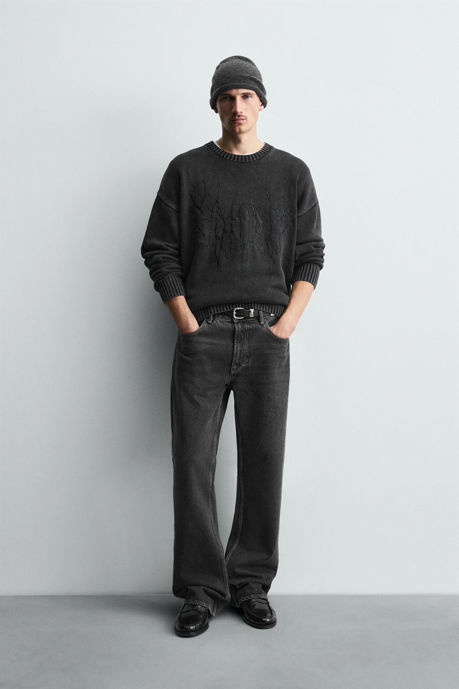 WASHED EMBROIDERED SWEATER - Image 1
