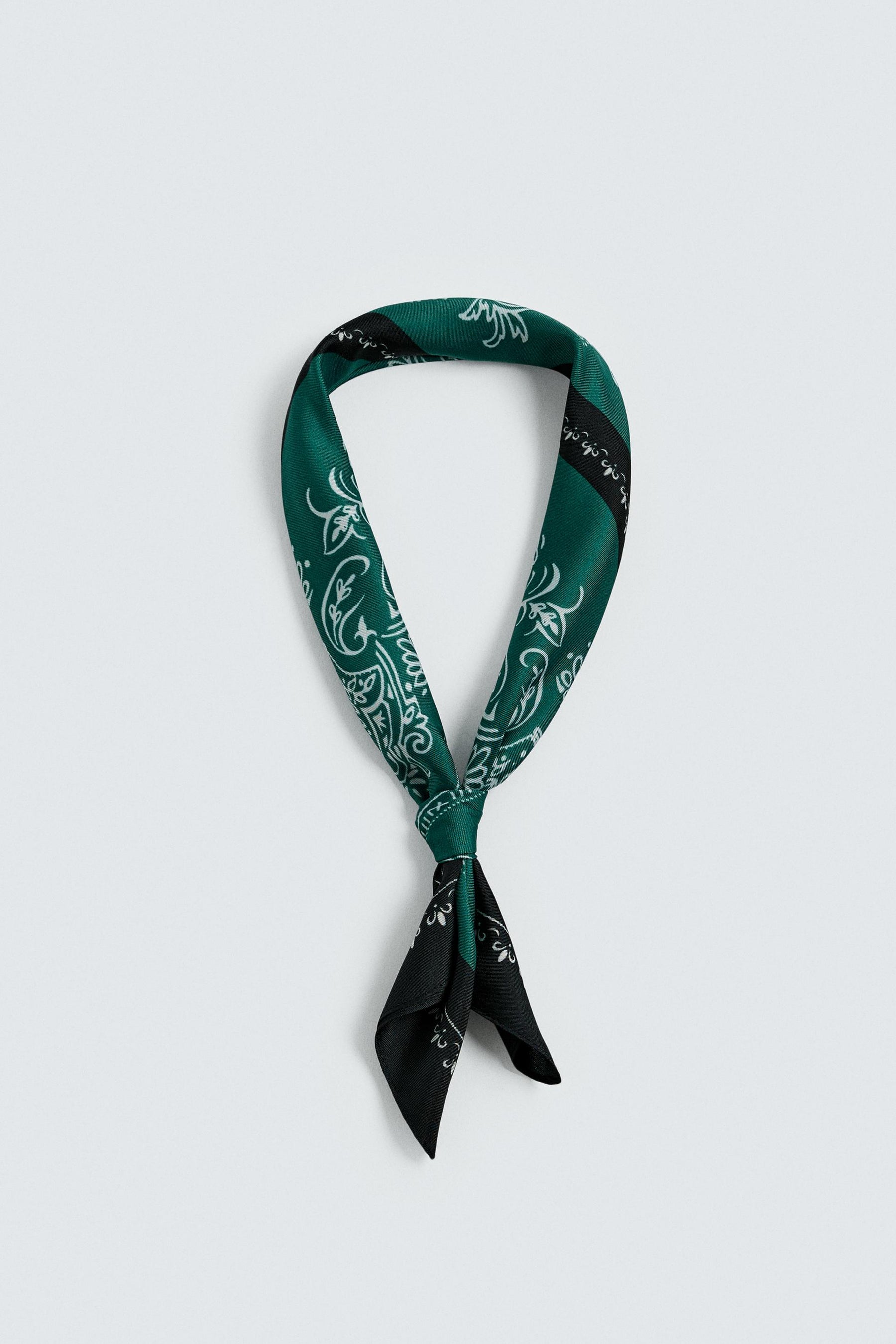PAISLEY PRINT BANDANA - Image 2