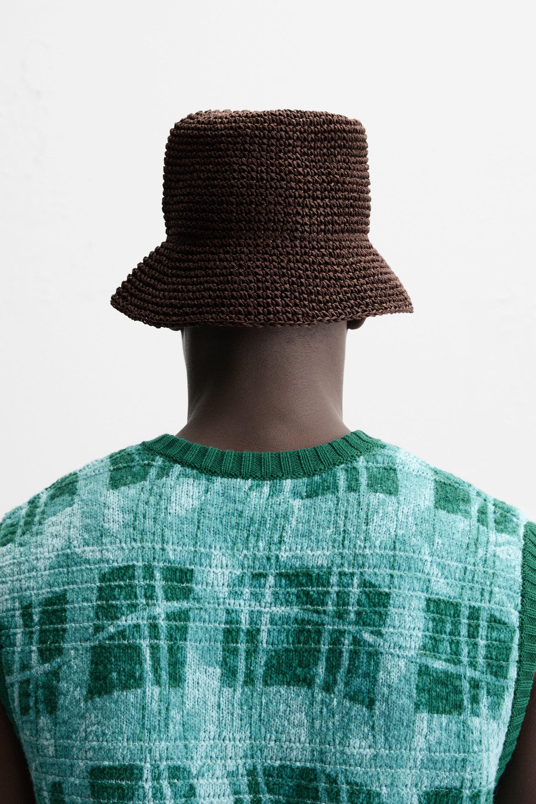 CROCHET BUCKET HAT - Image 3
