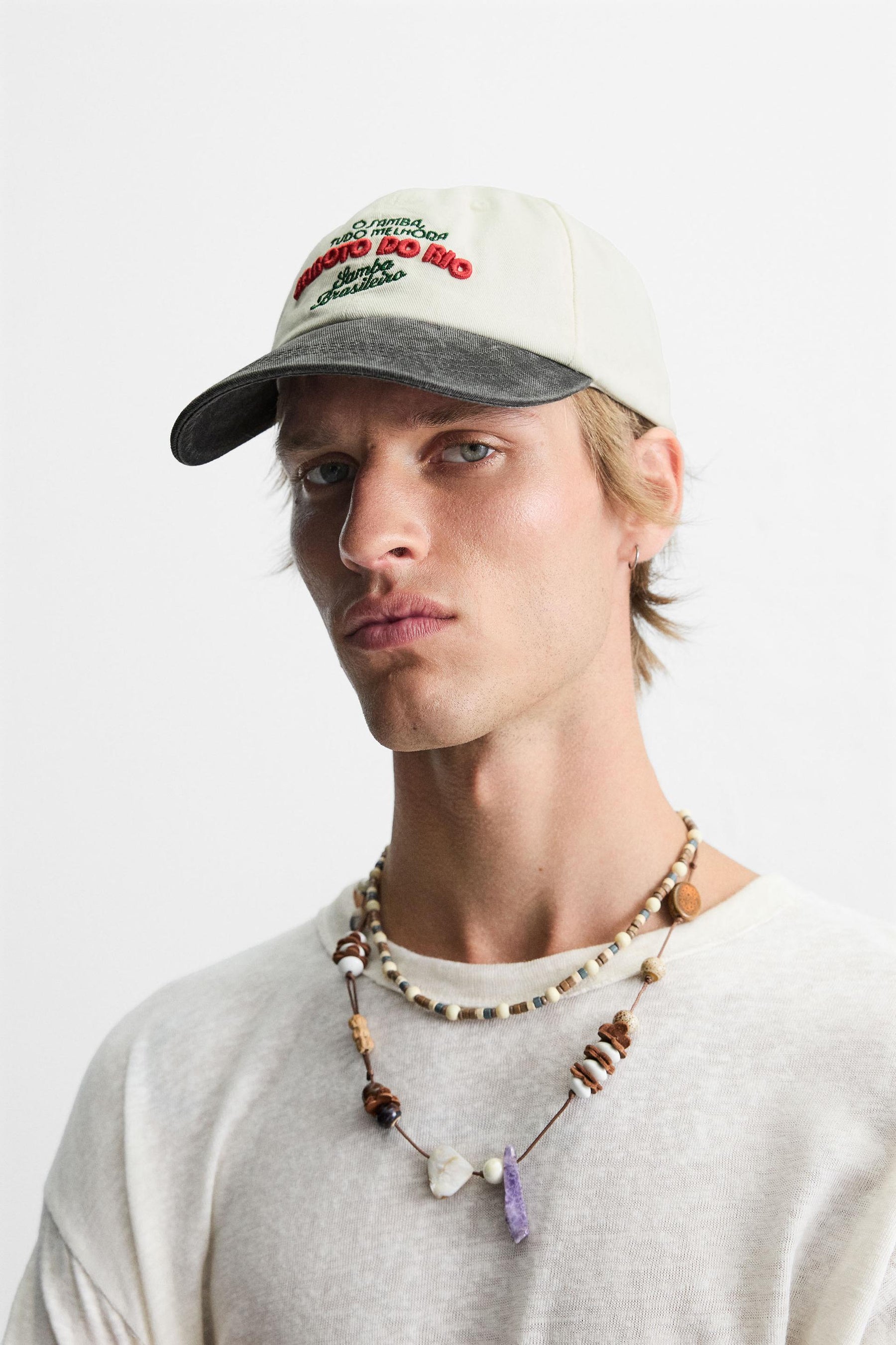 CONTRAST EMBROIDERY CAP - Image 1