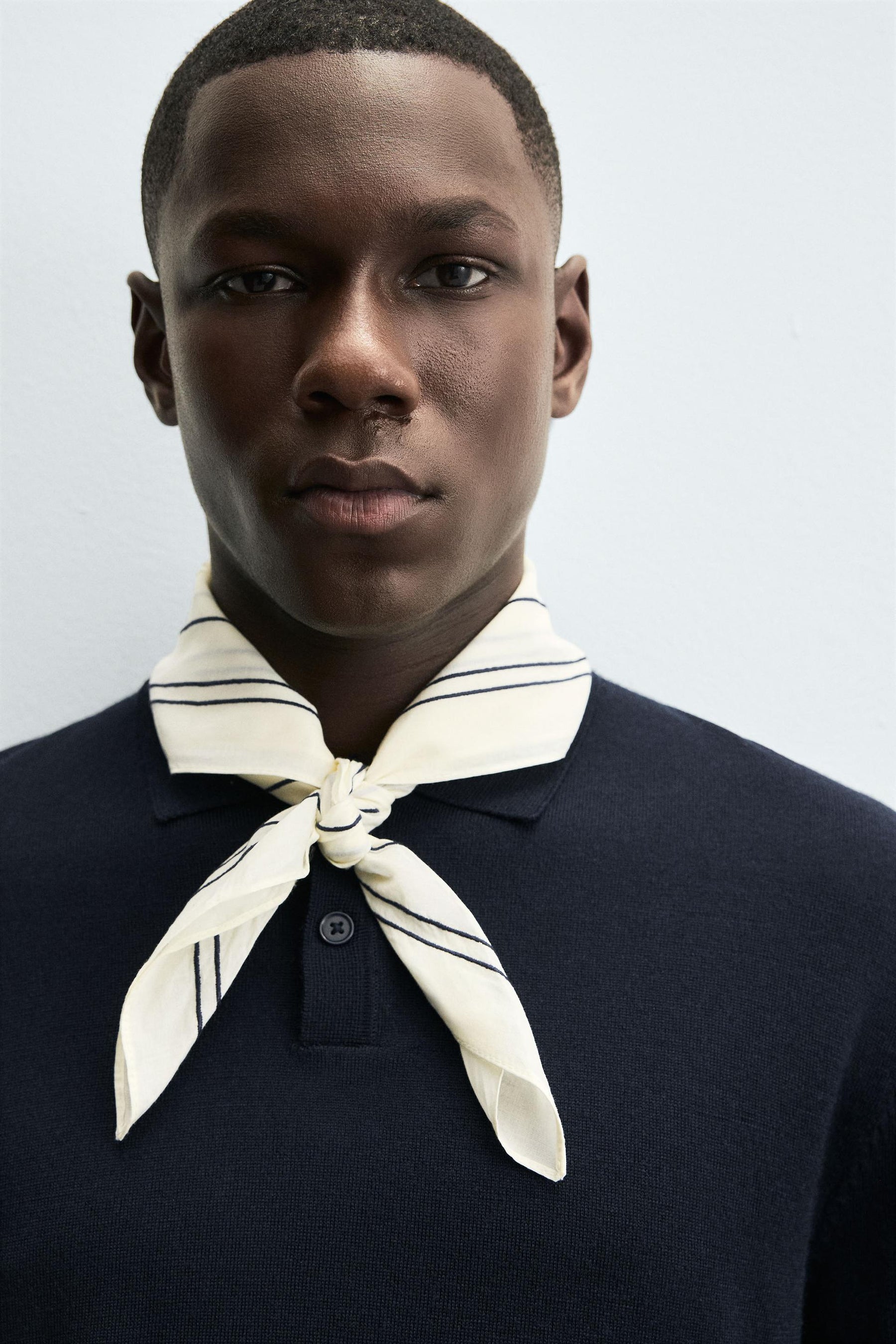 CONTRAST EMBROIDERY BANDANA - Image 3