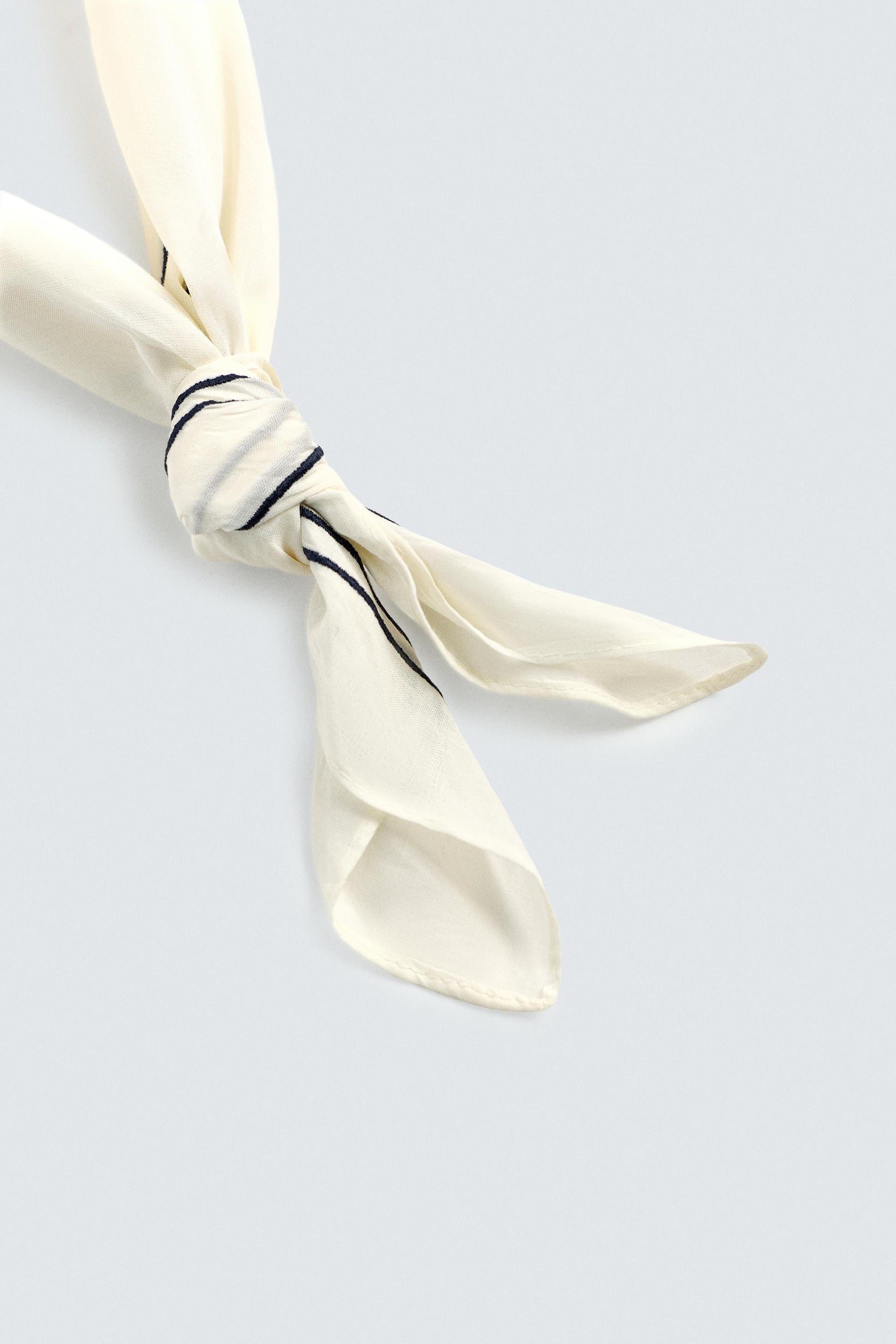 CONTRAST EMBROIDERY BANDANA - Image 6