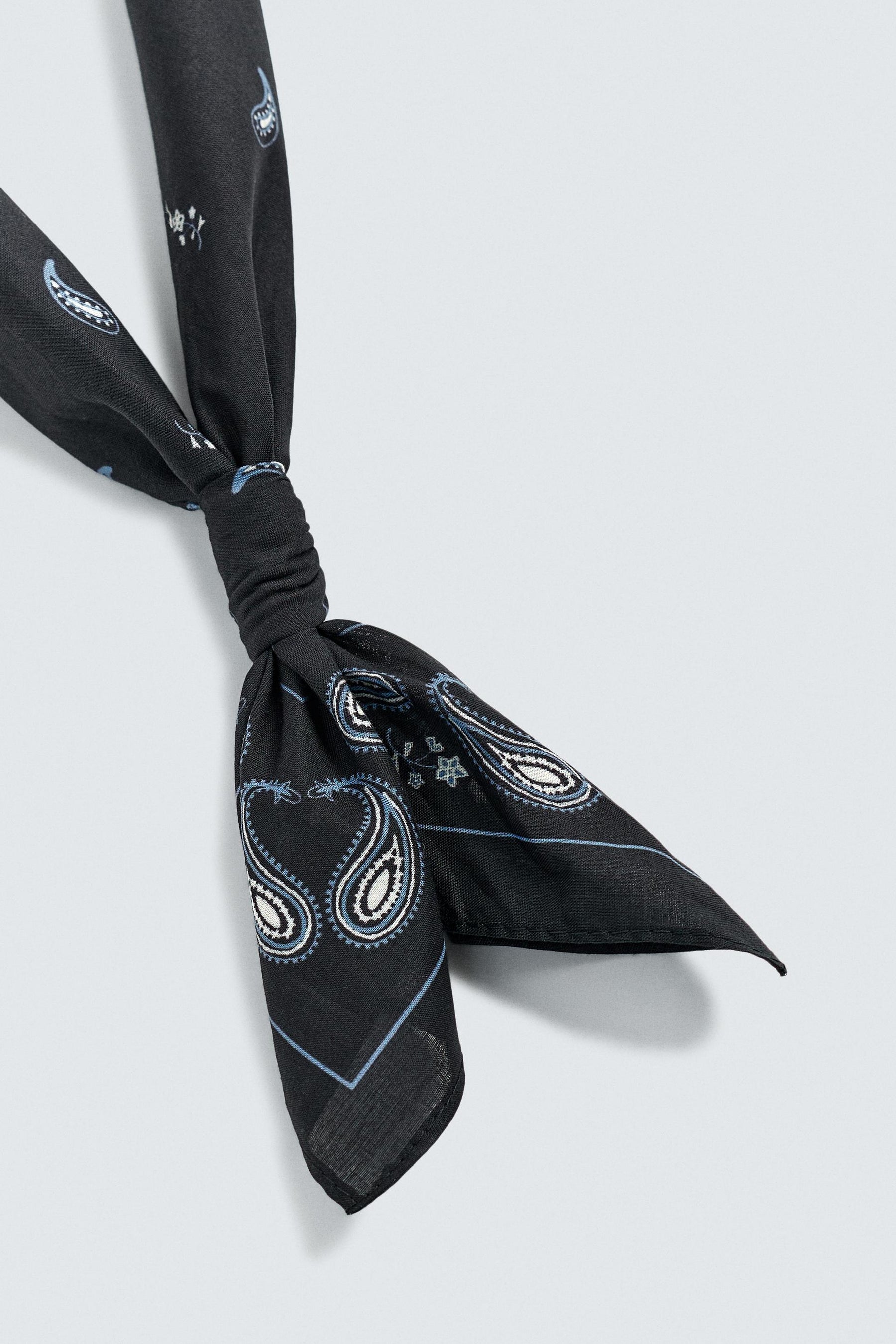 PAISLEY PRINT BANDANA - Image 3