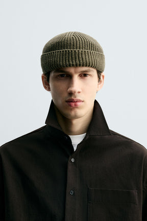 SHORT KNIT BEANIE - Image 1
