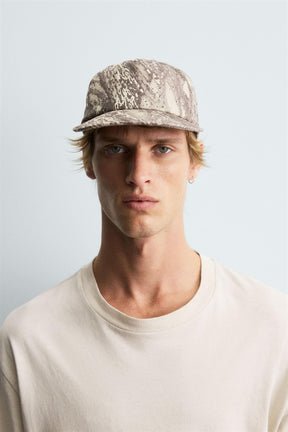 ABSTRACT PRINT CAP - Image 1