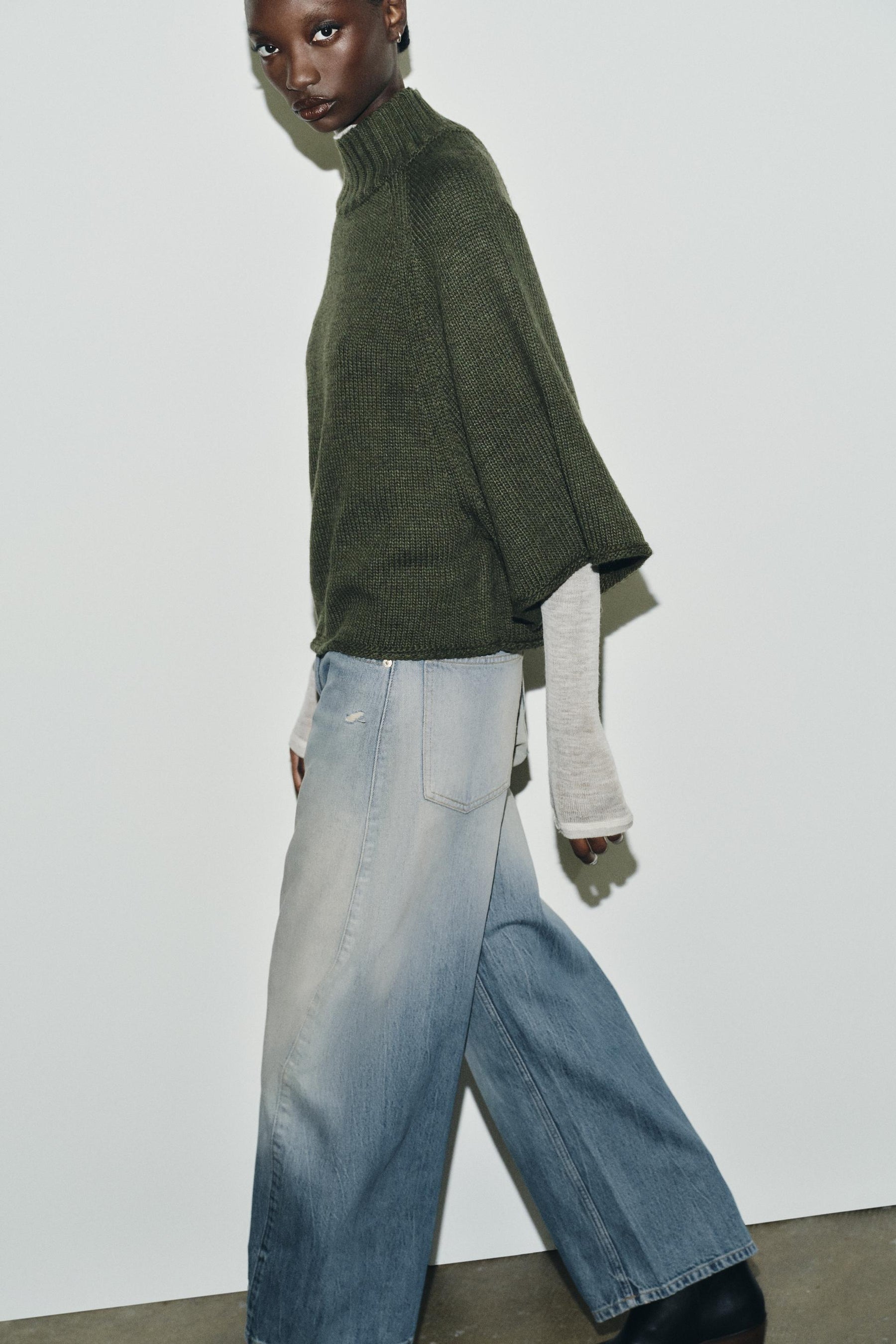 WIDE SLEEVE KNIT JUMPER