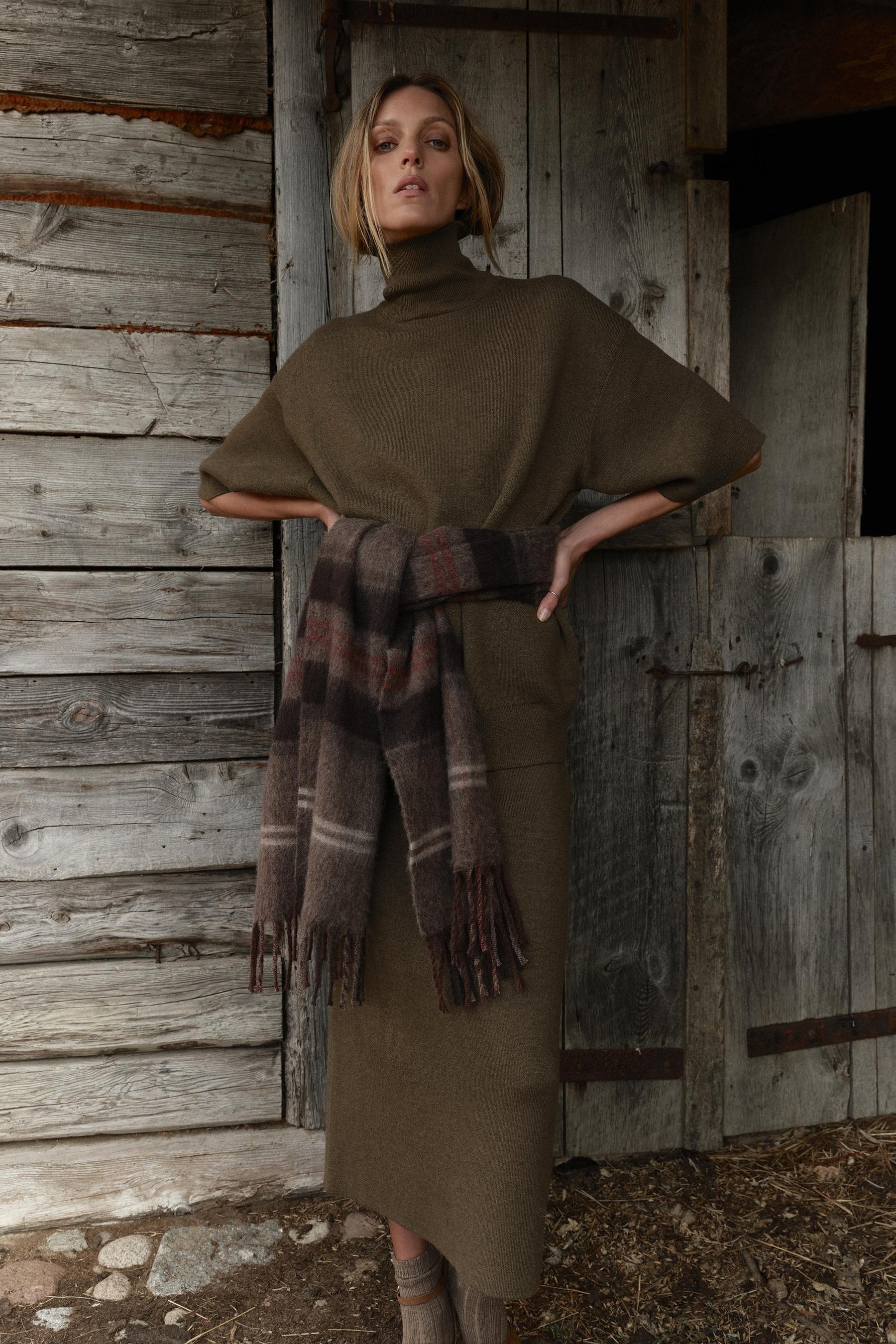 OVERSIZED WOOL JUMPER