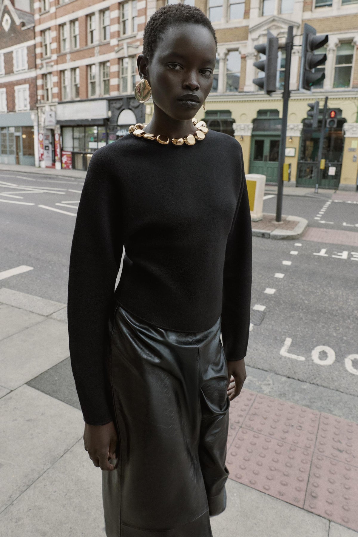 BEADED NECK KNIT JUMPER