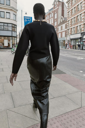 BEADED NECK KNIT JUMPER