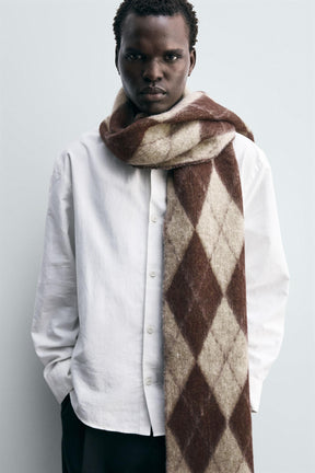 DIAMOND JACQUARD SCARF - Image 1