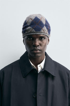 ARGYLE JACQUARD BEANIE - Image 1