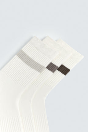3-PACK OF BAND SOCKS - Image 3