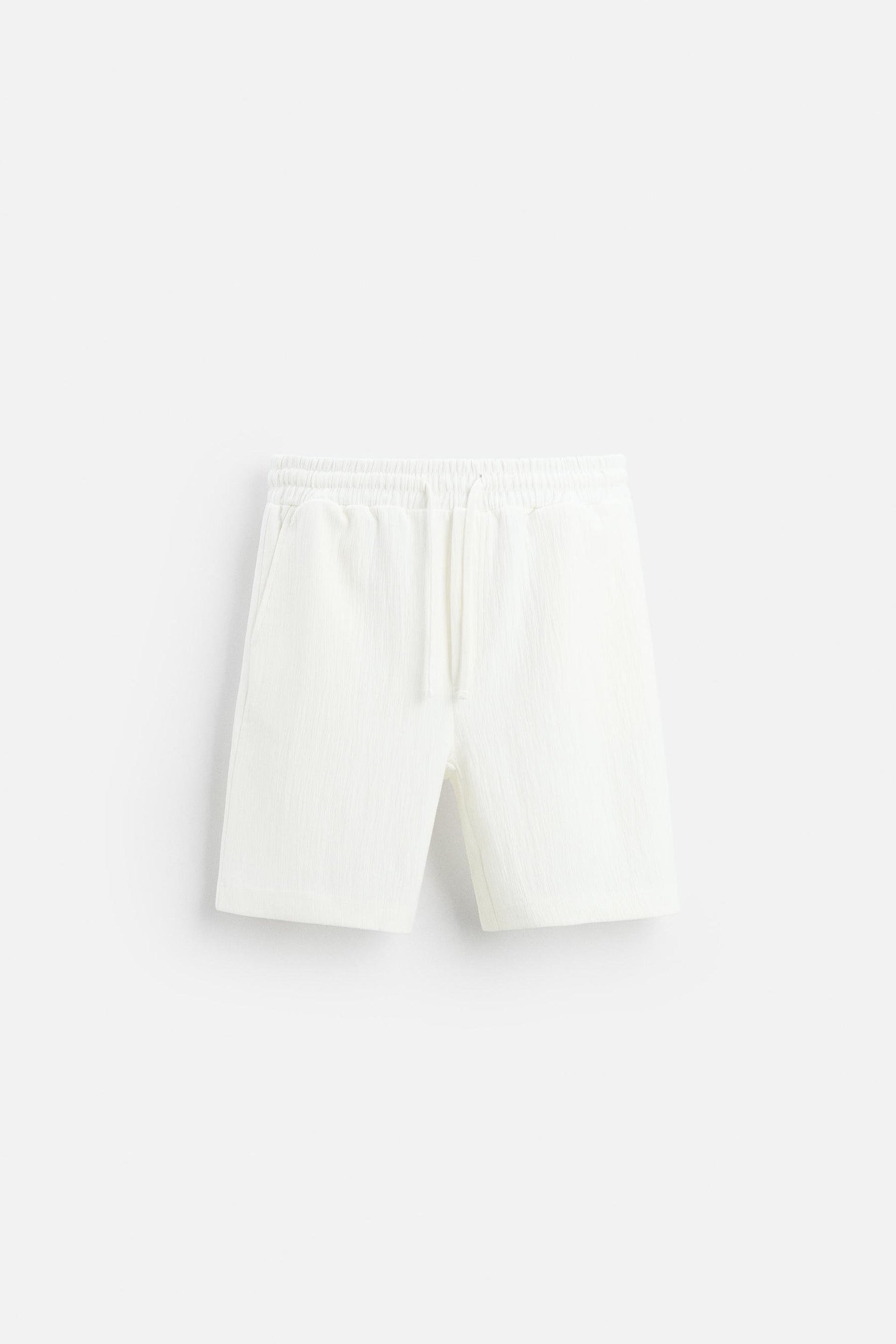 TEXTURED JOGGER BERMUDA SHORTS - Image 5