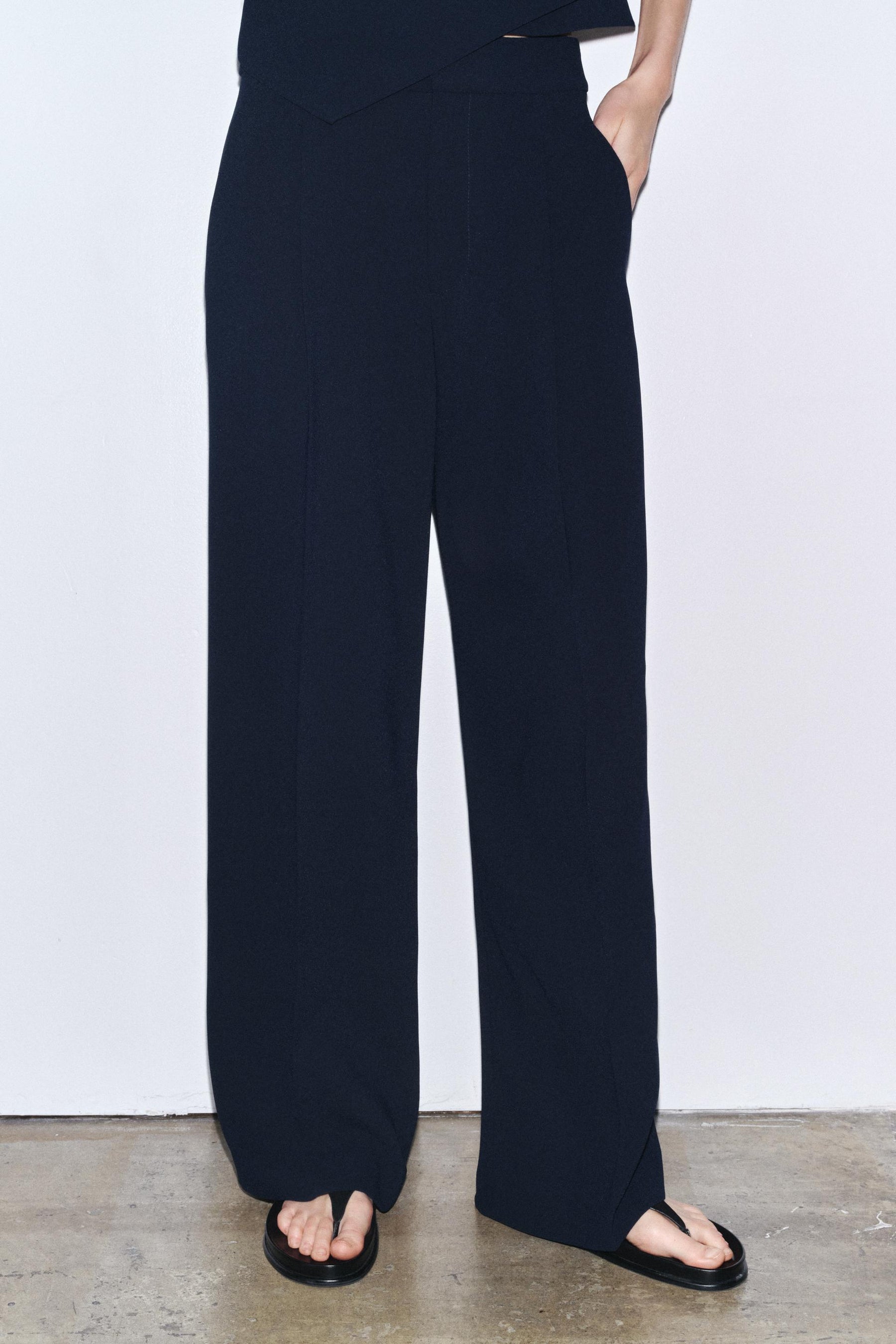 Straight-leg Trousers