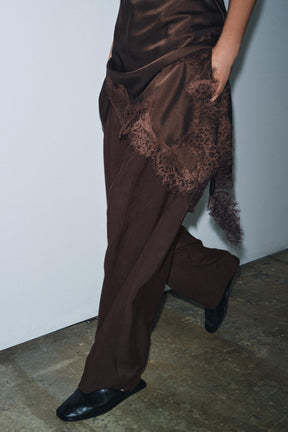 Wide-leg Trousers with Buckle