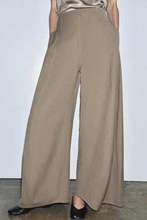 Wide-leg Trousers