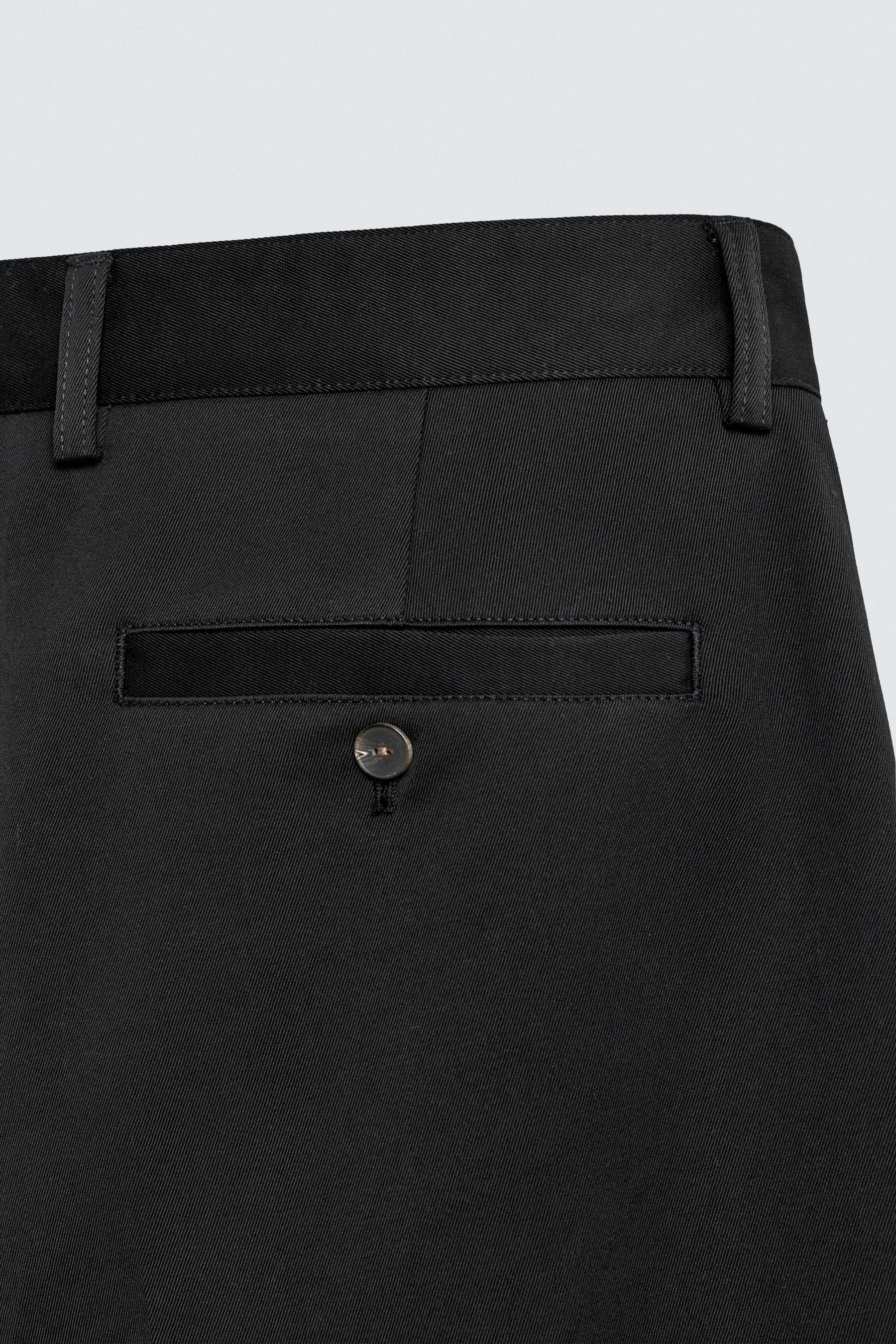 Pleated Relaxed Trousers