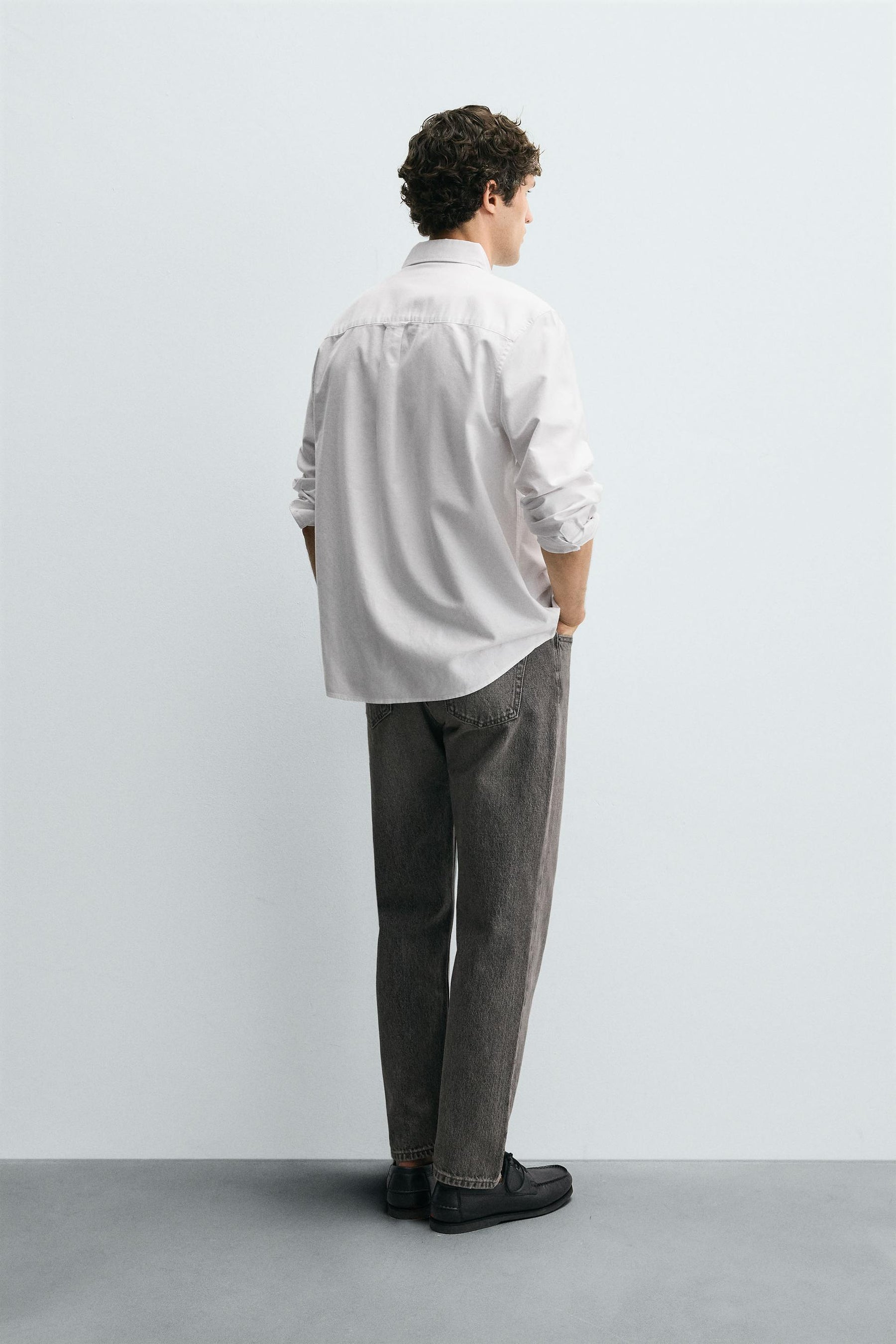 REGULAR STRAIGHT FIT JEANS - Image 3