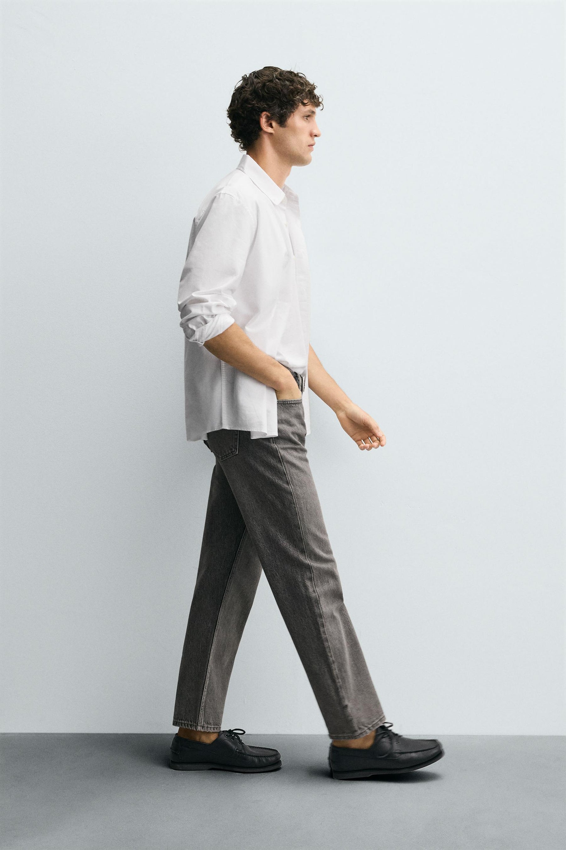 REGULAR STRAIGHT FIT JEANS - Image 6